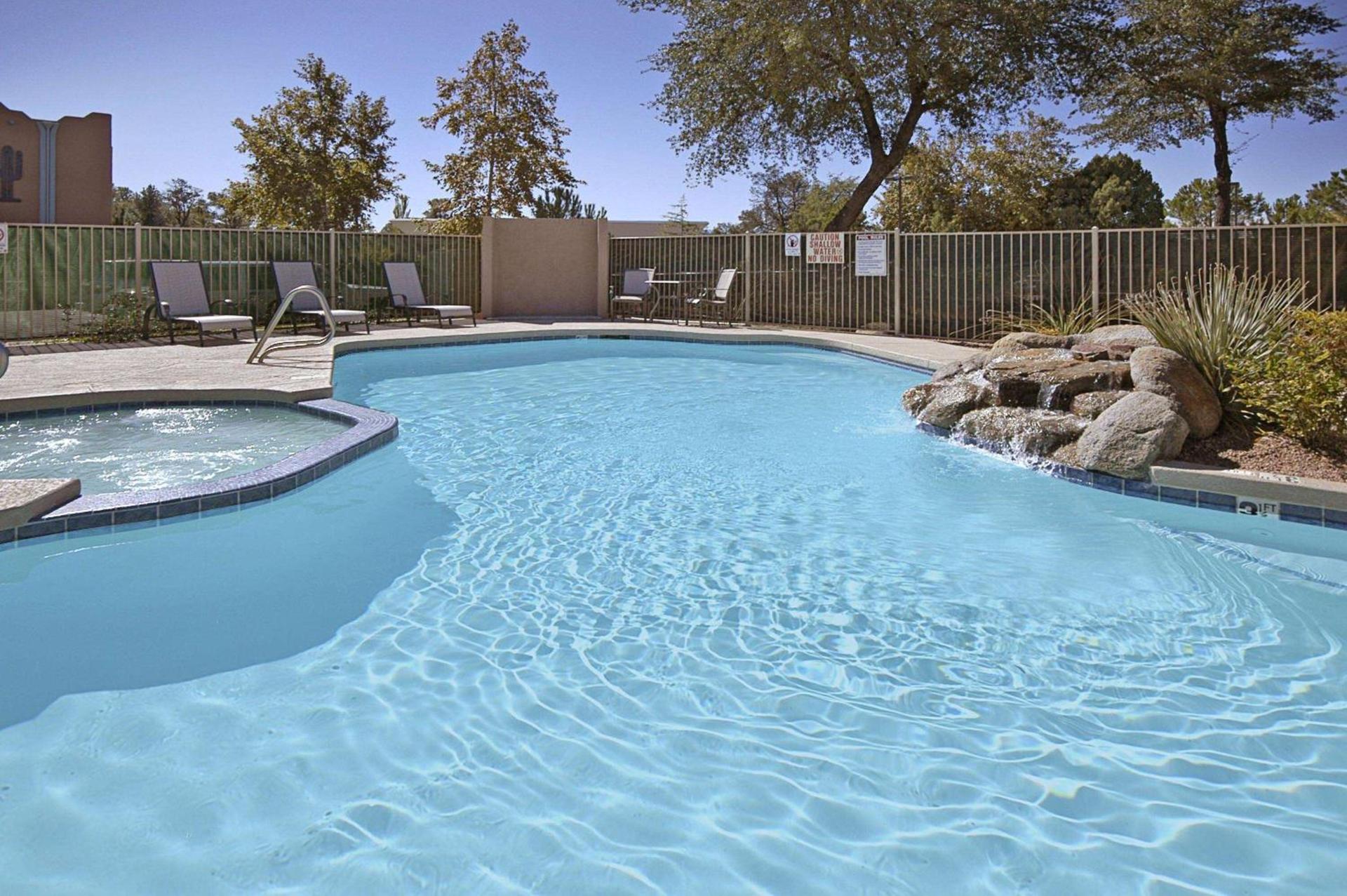 Super 8 by Wyndham Payson photo 3