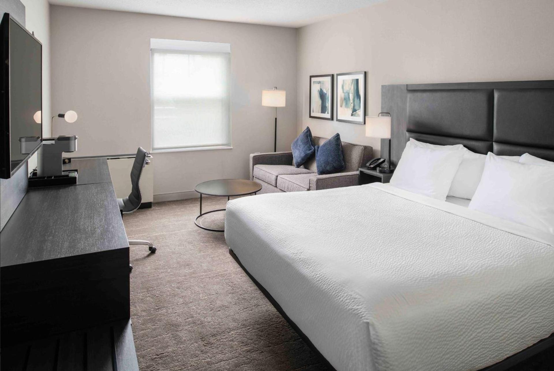 Holiday Inn Express South Burlington - Downtown by IHG photo 9