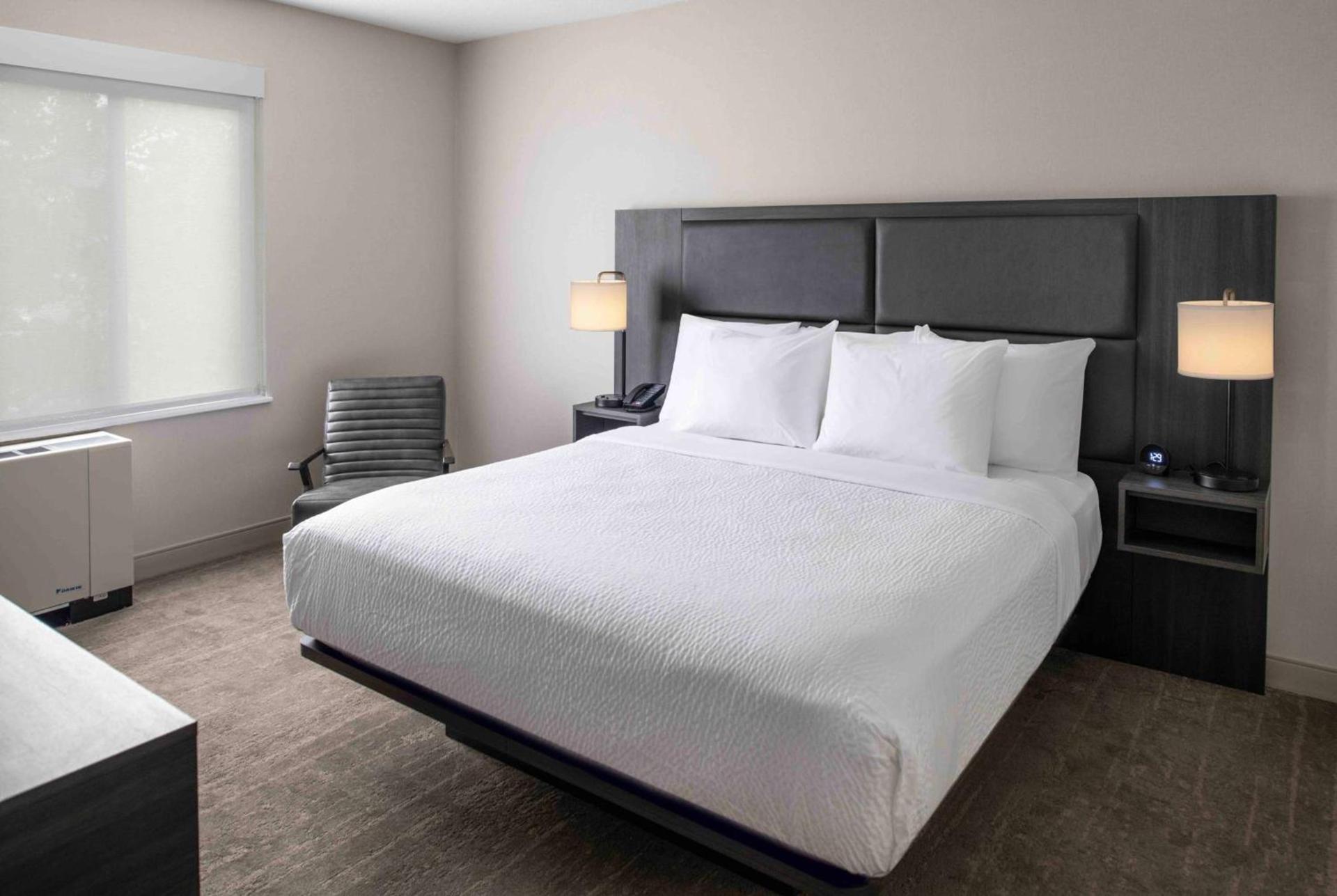 Holiday Inn Express South Burlington - Downtown by IHG photo 13