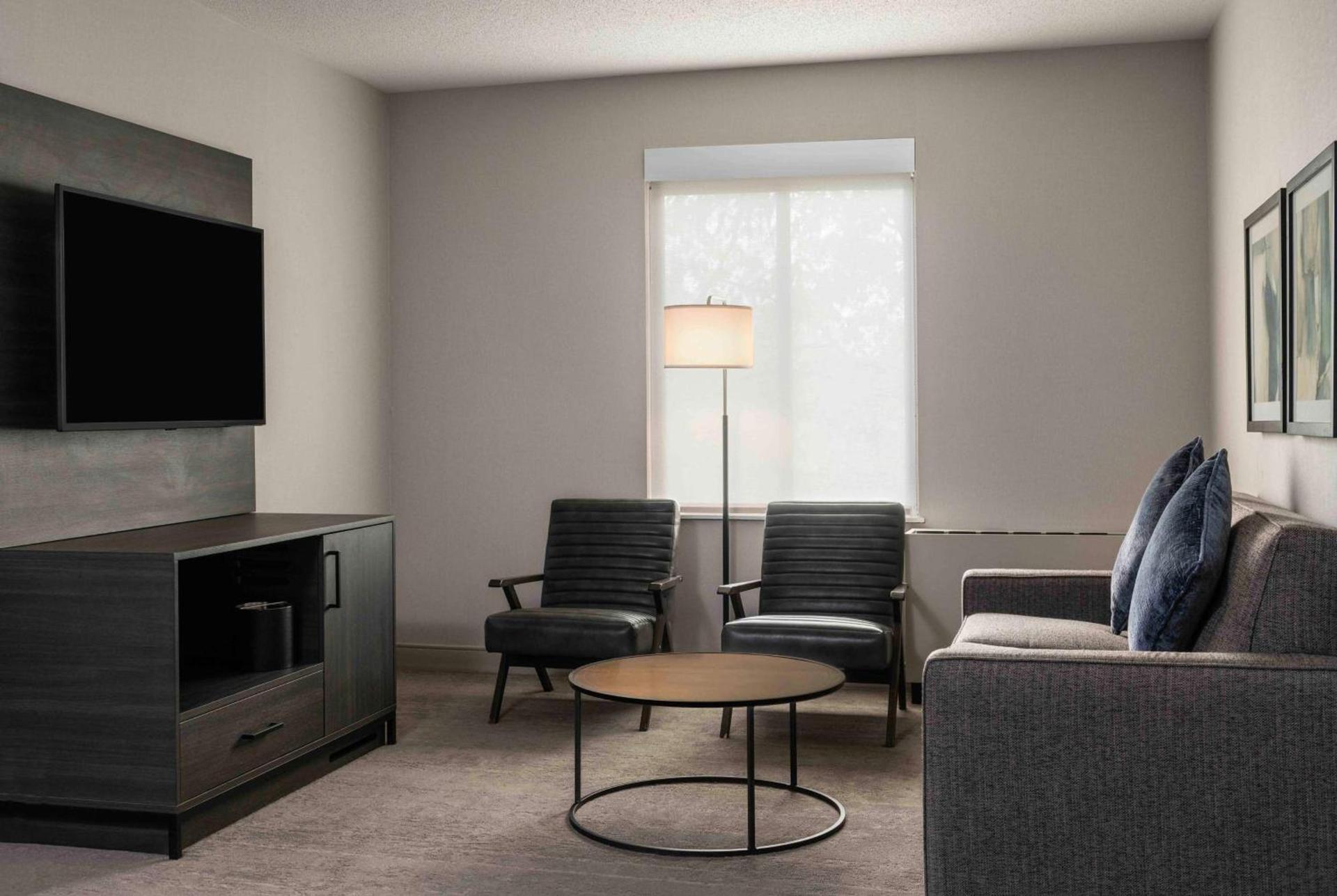 Holiday Inn Express South Burlington - Downtown by IHG photo 18