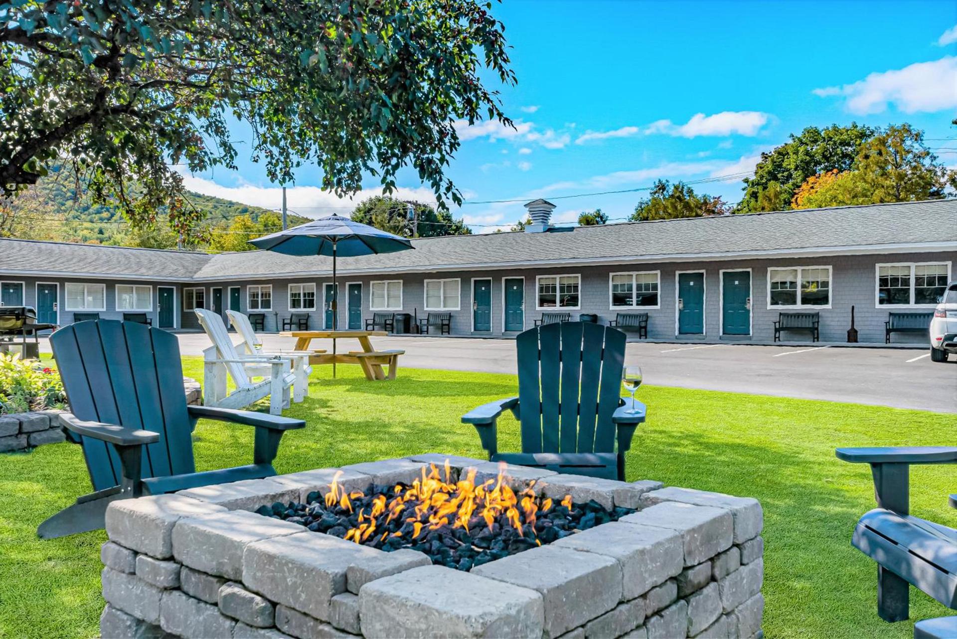 Top Notch Inn photo 49