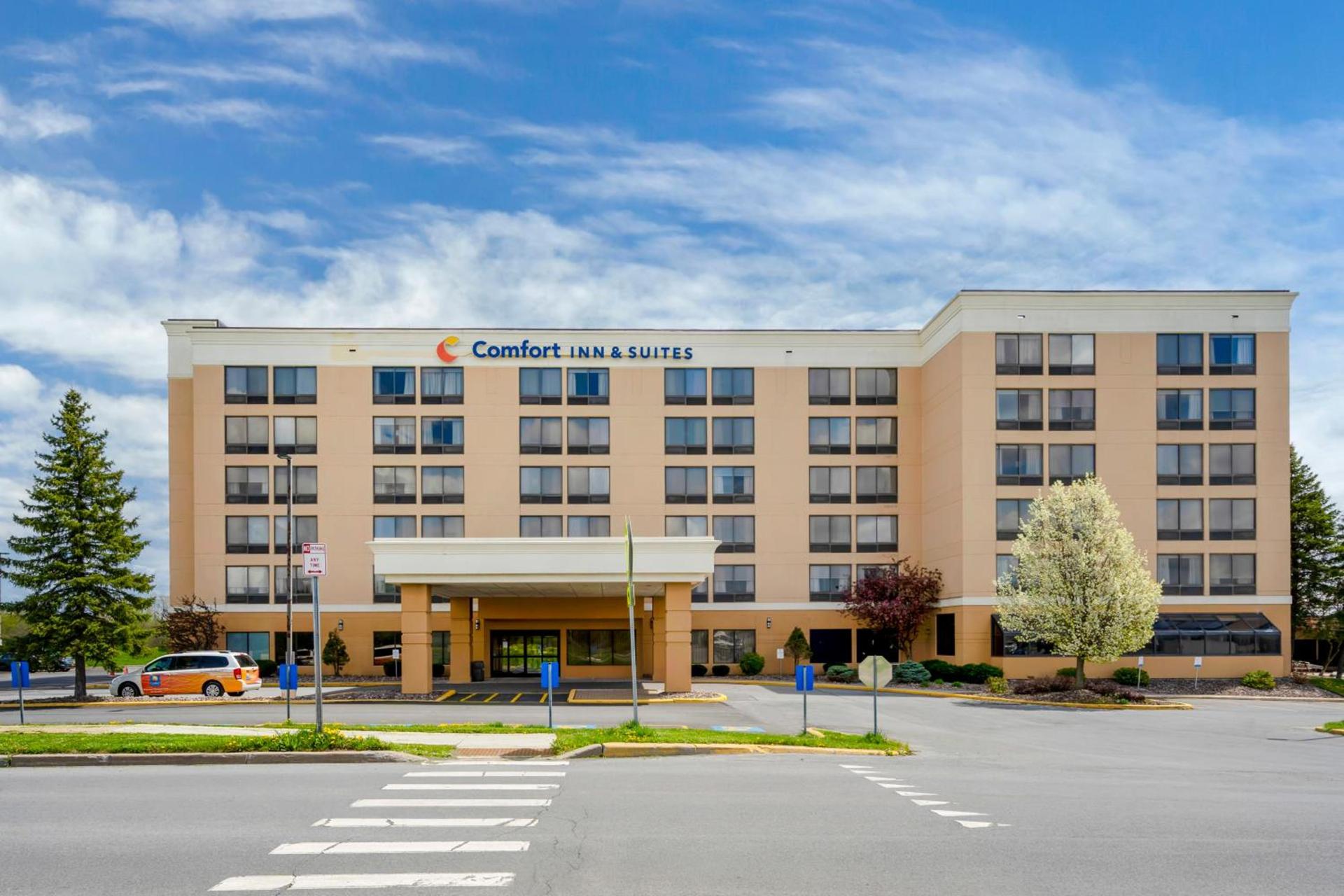 Comfort Inn & Suites Watertown - 1000 Islands photo 34