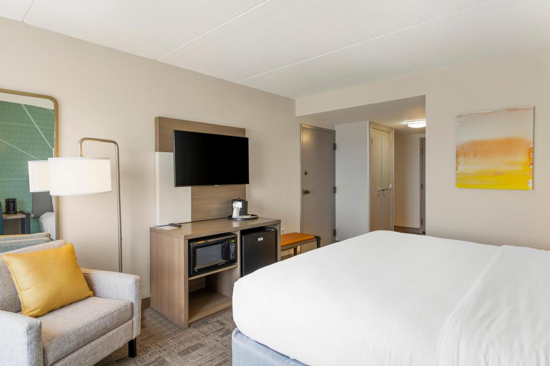 Comfort Inn & Suites Watertown - 1000 Islands photo 53