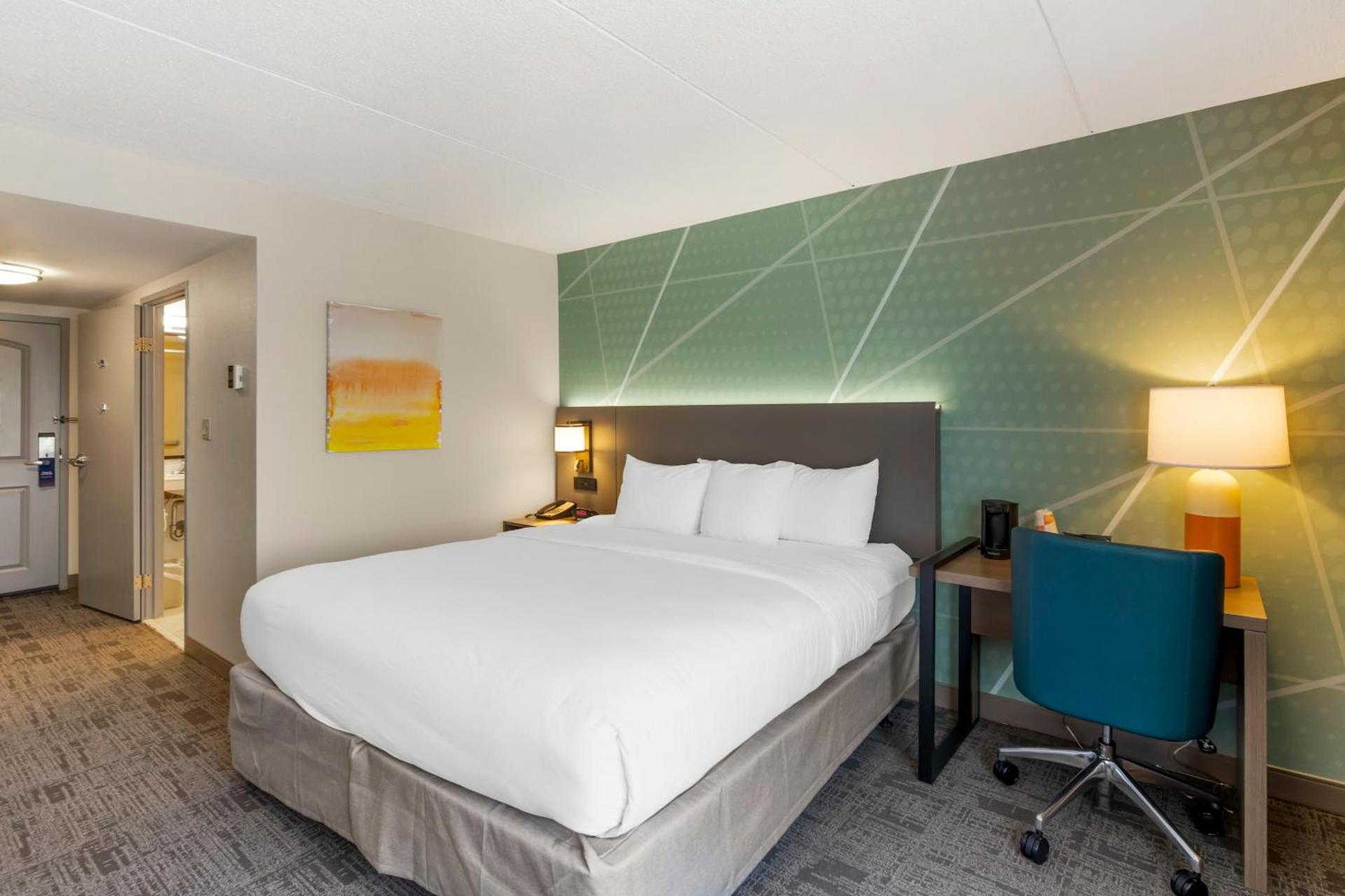 Comfort Inn & Suites Watertown - 1000 Islands photo 45