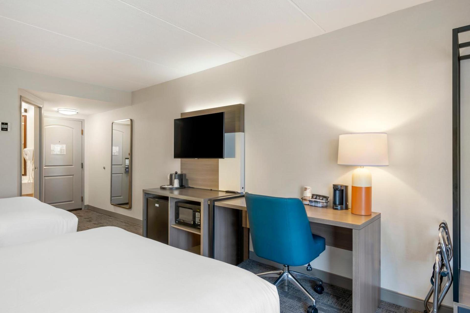 Comfort Inn & Suites Watertown - 1000 Islands photo 38