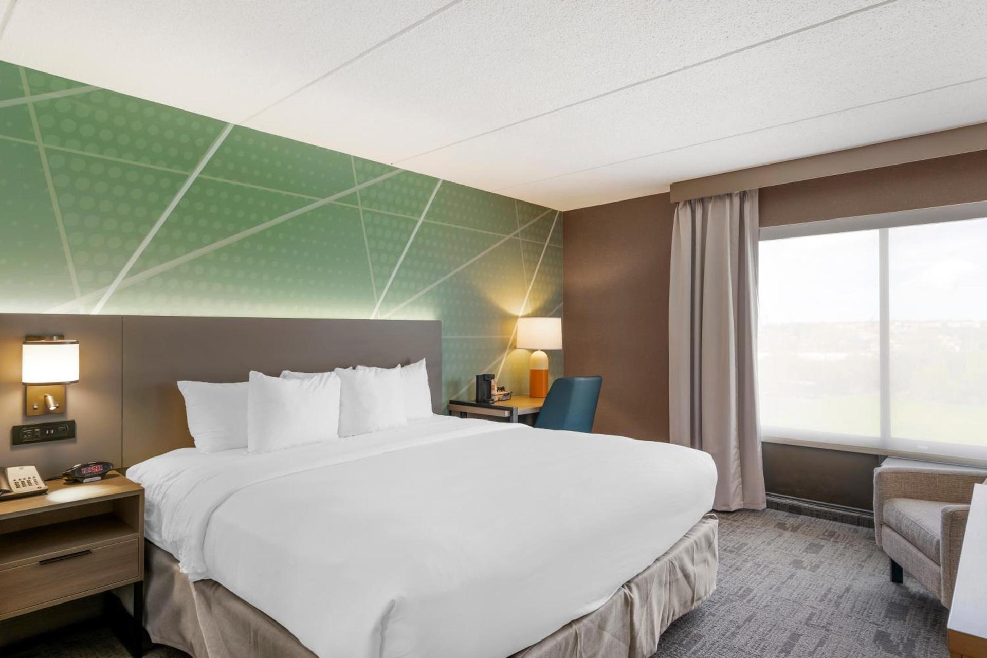 Comfort Inn & Suites Watertown - 1000 Islands photo 51