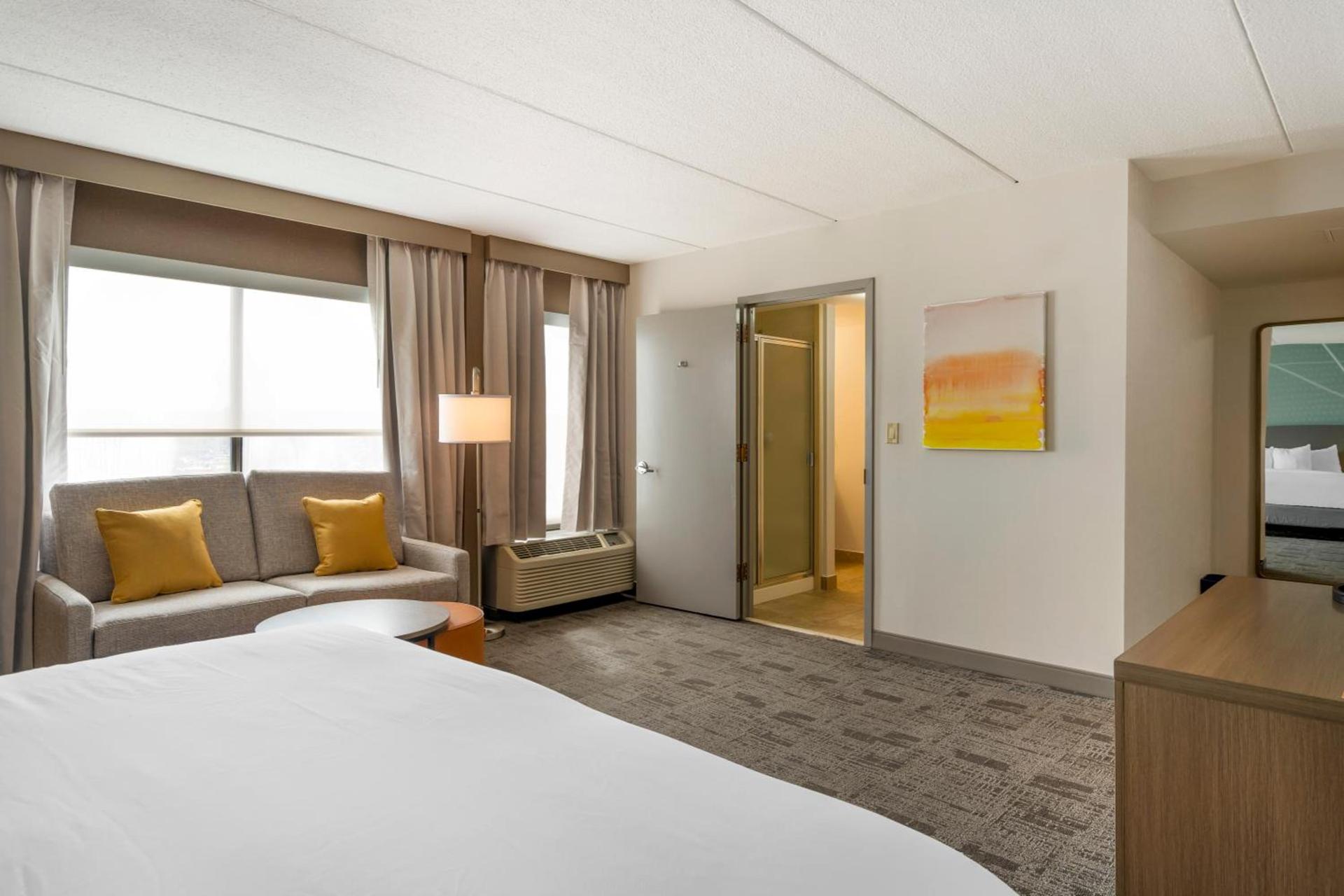 Comfort Inn & Suites Watertown - 1000 Islands photo 59