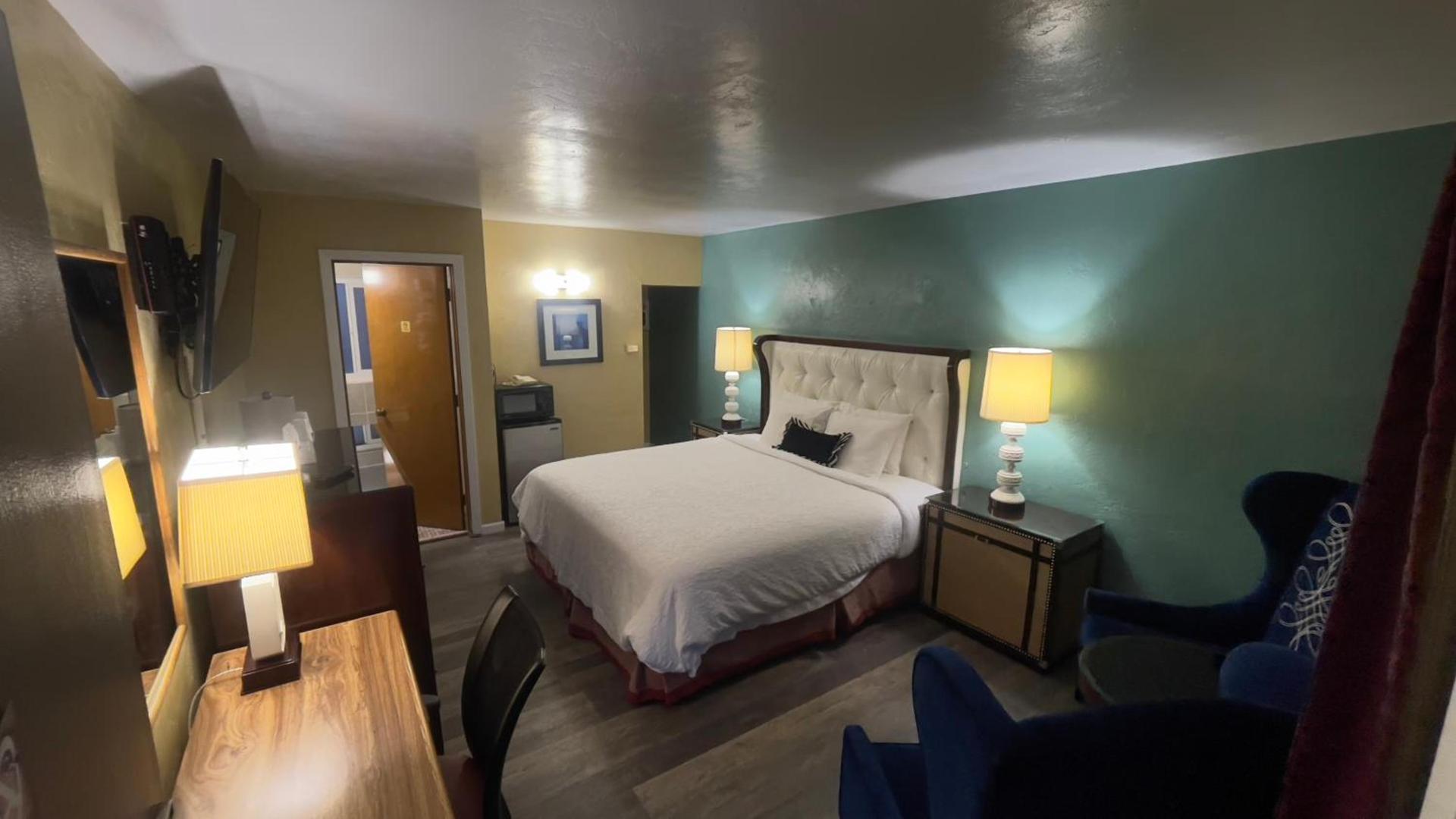 American inn photo 4