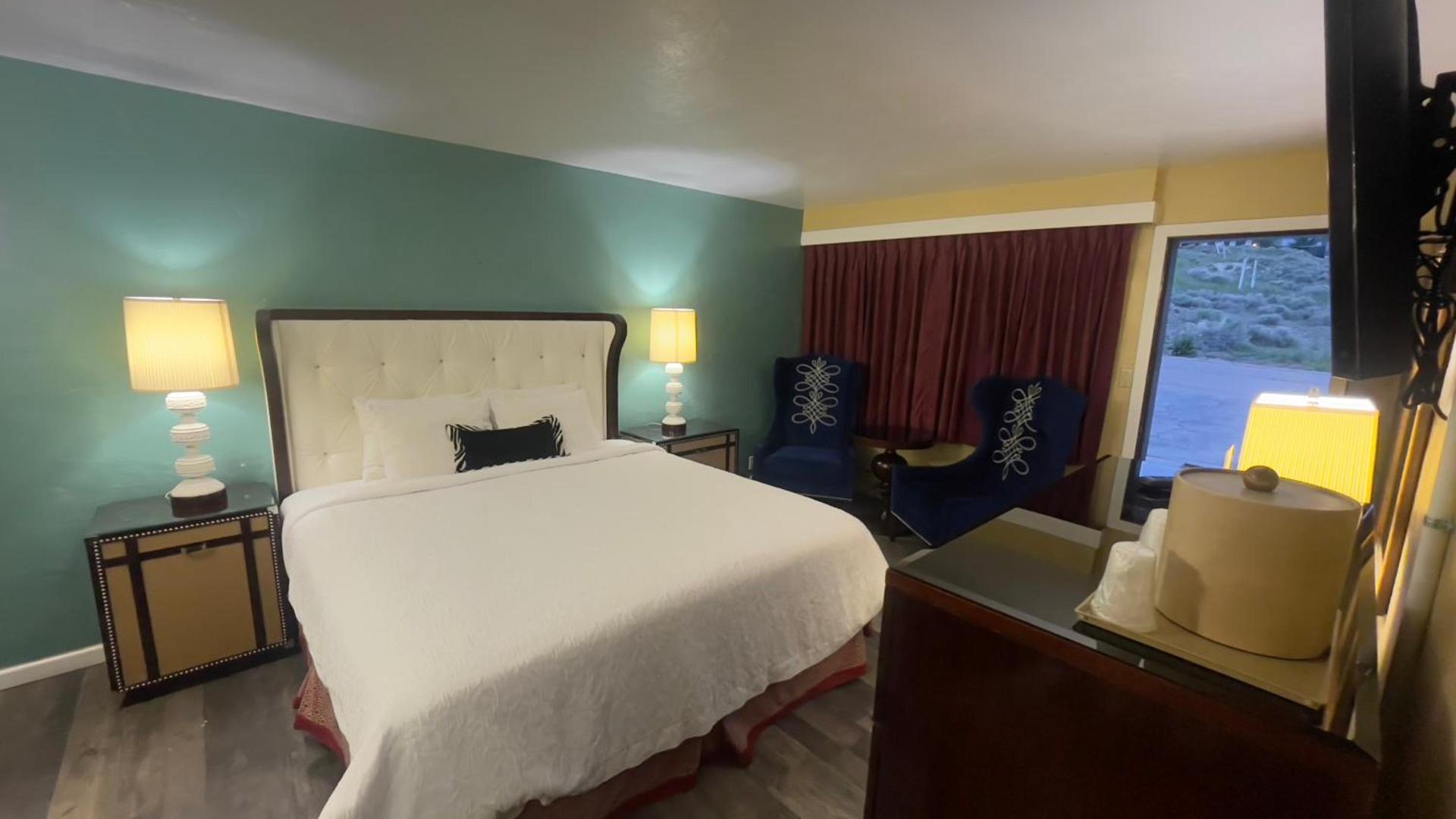 American inn photo 2