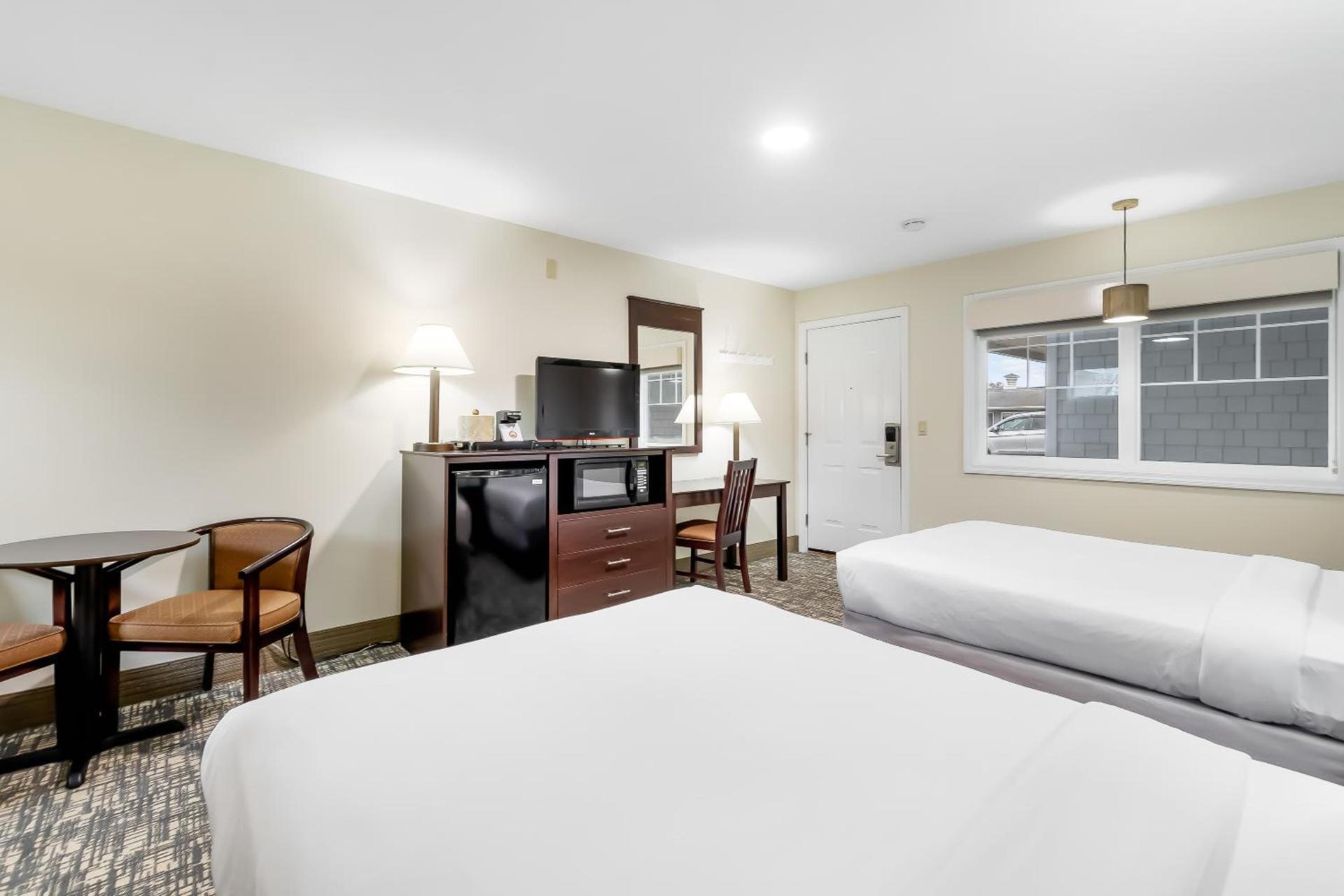 Top Notch Inn photo 78