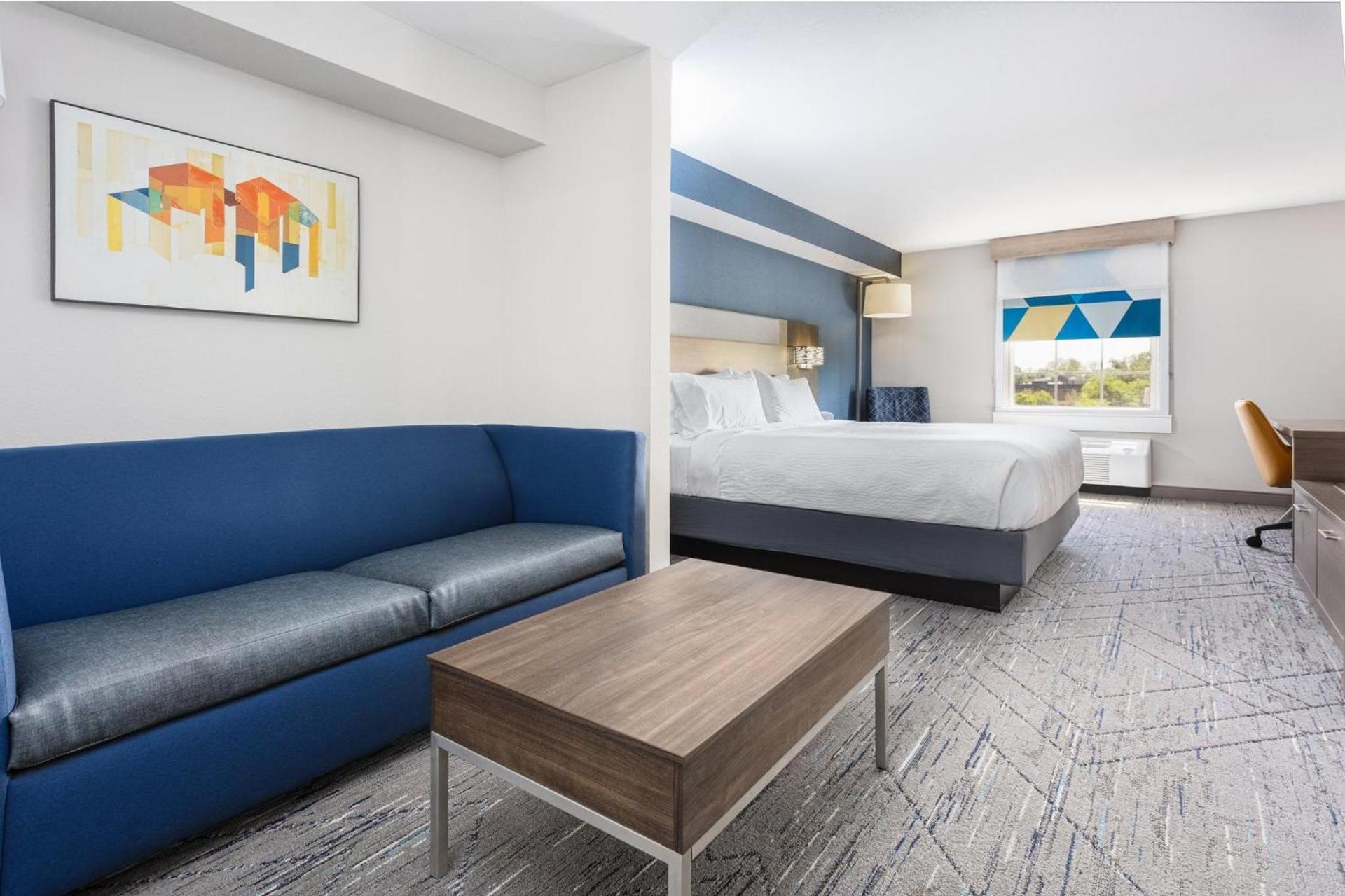 Holiday Inn Express & Suites Williamsburg by IHG photo 22