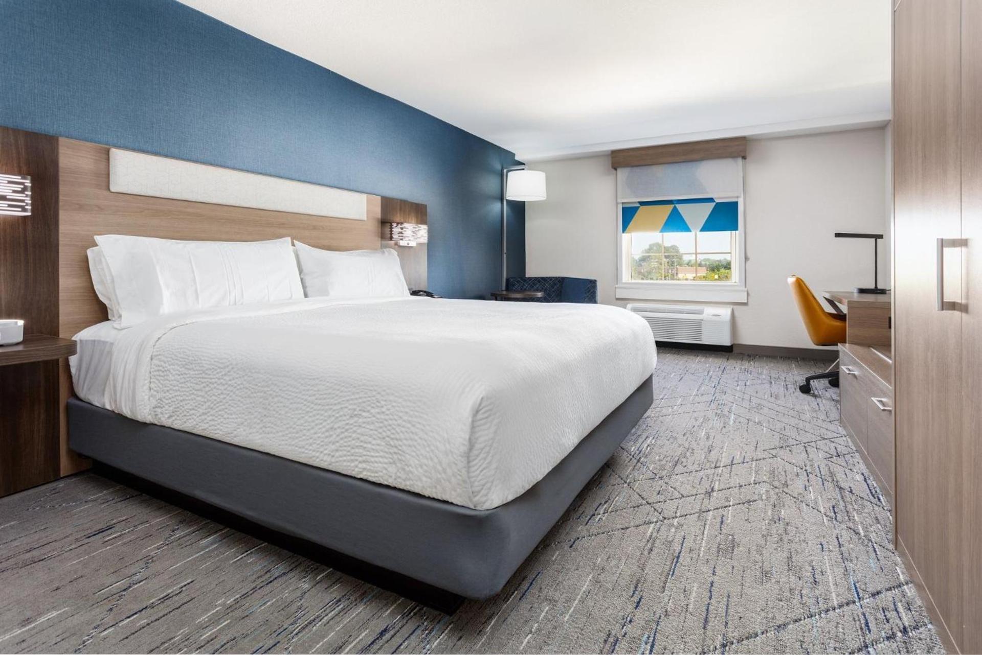 Holiday Inn Express & Suites Williamsburg by IHG photo 14