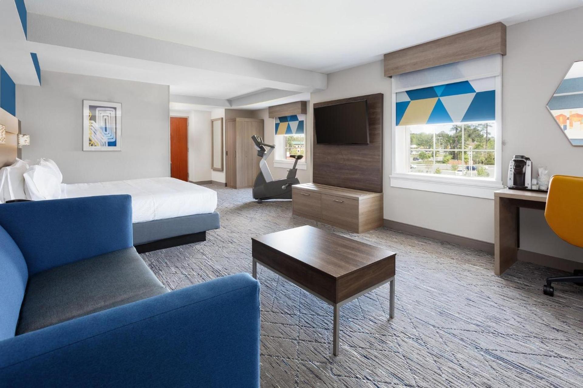 Holiday Inn Express & Suites Williamsburg by IHG photo 15