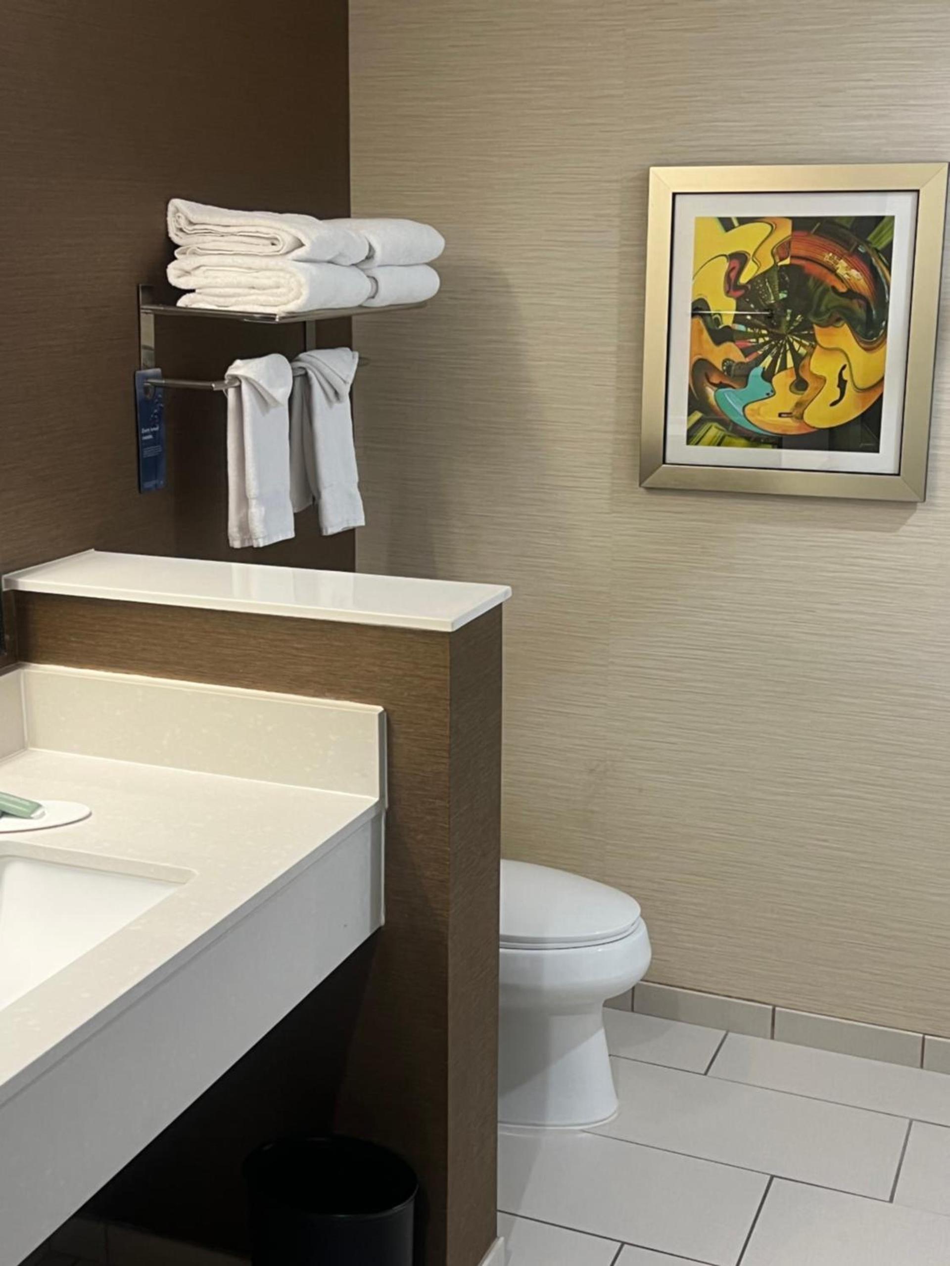 Fairfield Inn & Suites by Marriott Austin Buda photo 7