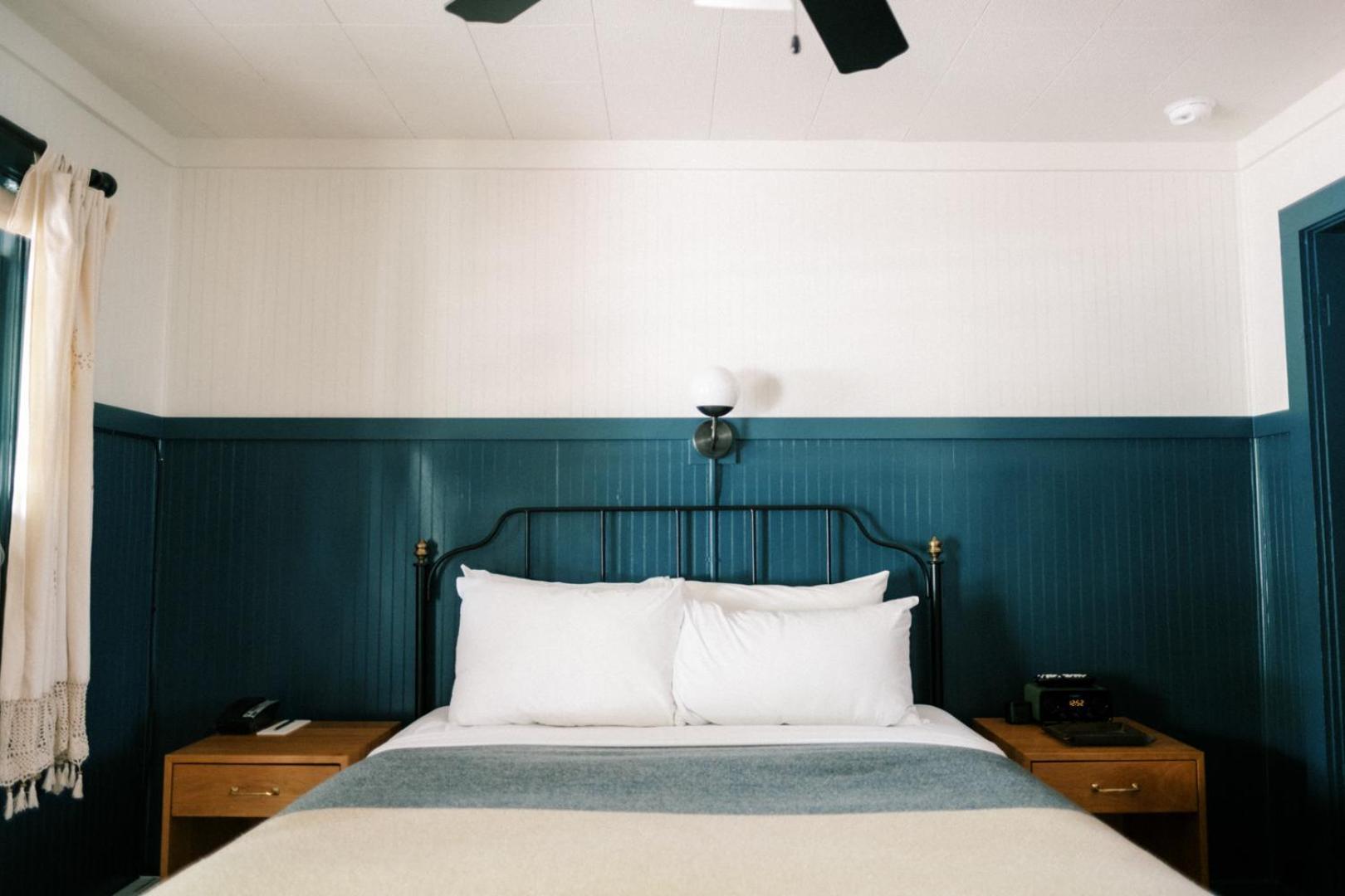 Anvil Hotel photo 61