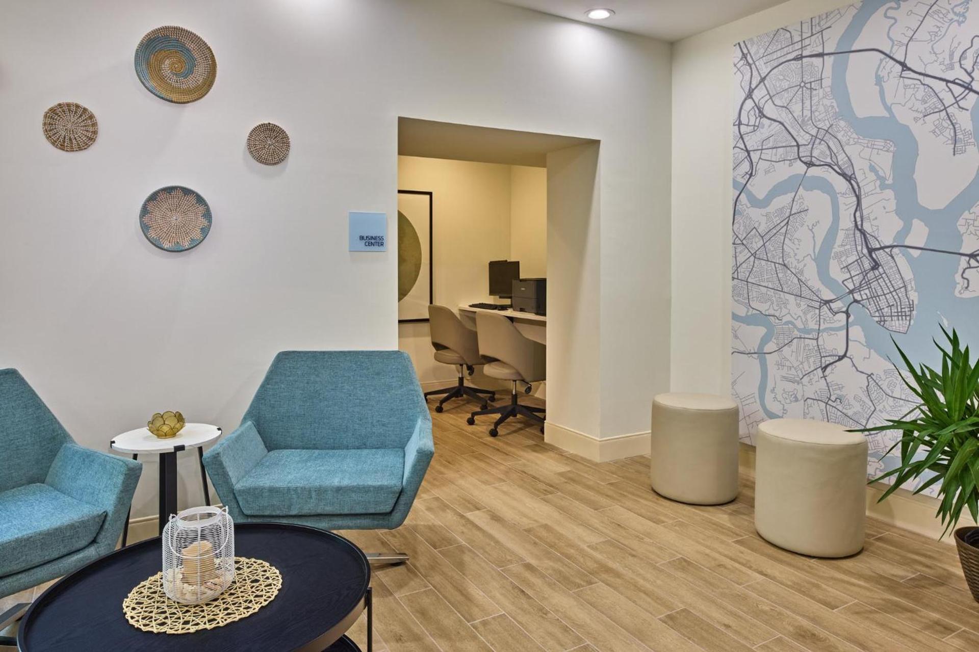 Holiday Inn Express & Suites Charleston DWTN - Medical CTR by IHG photo 41
