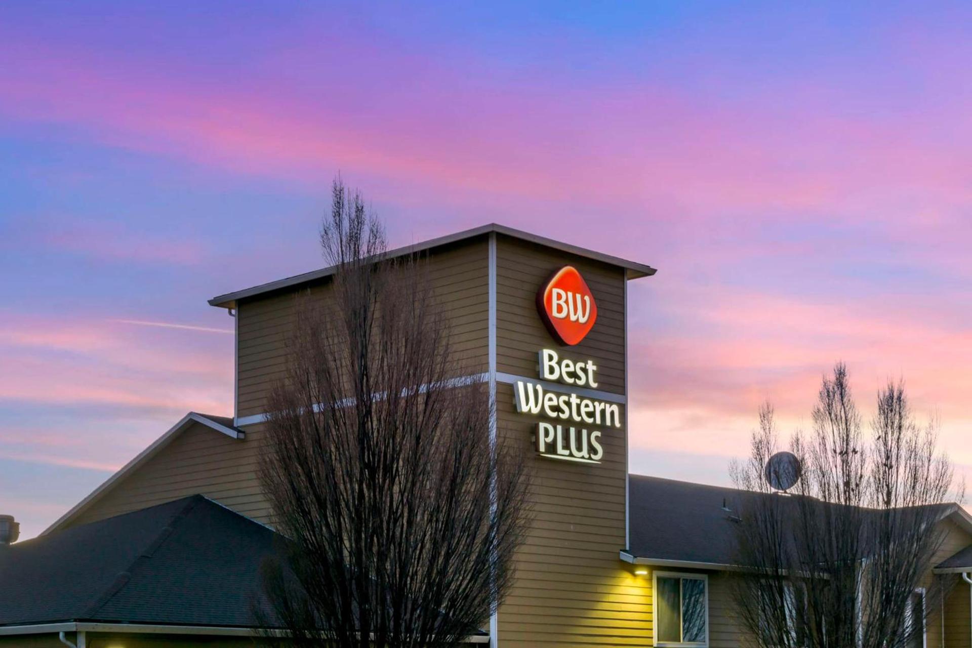 Best Western Plus Grapevine Inn photo 67
