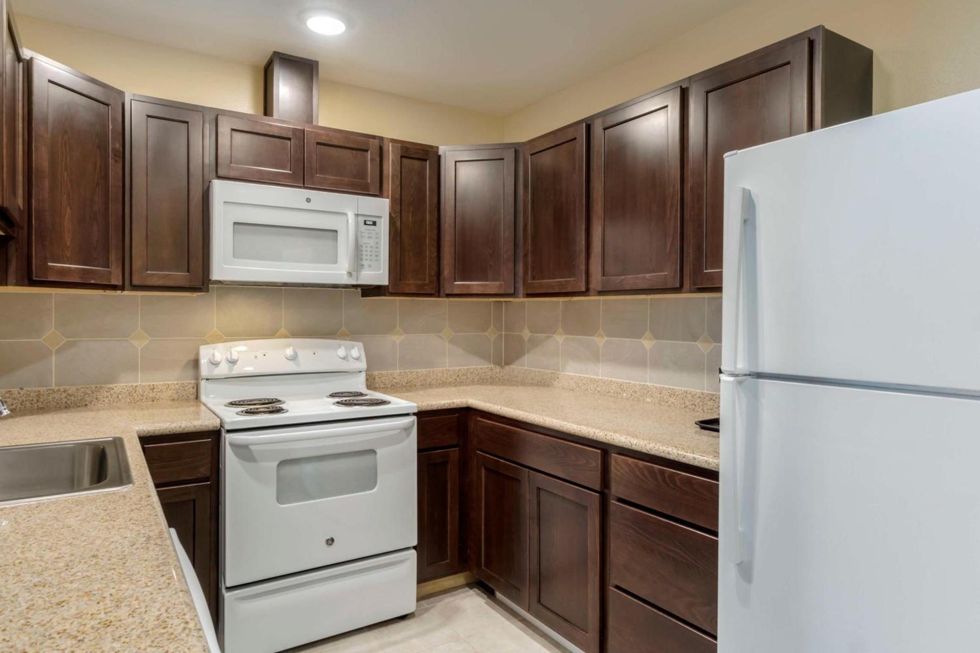 Best Western Plus Grapevine Inn photo 9