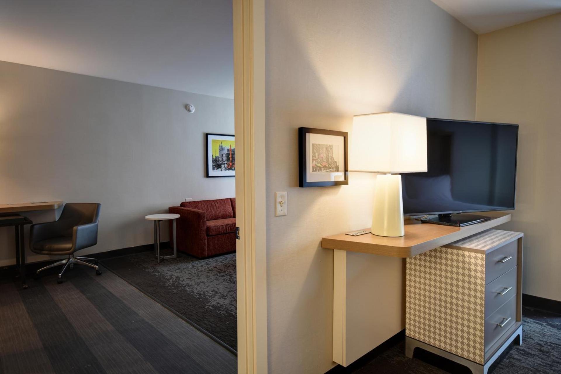 Holiday Inn Lancaster by IHG photo 90