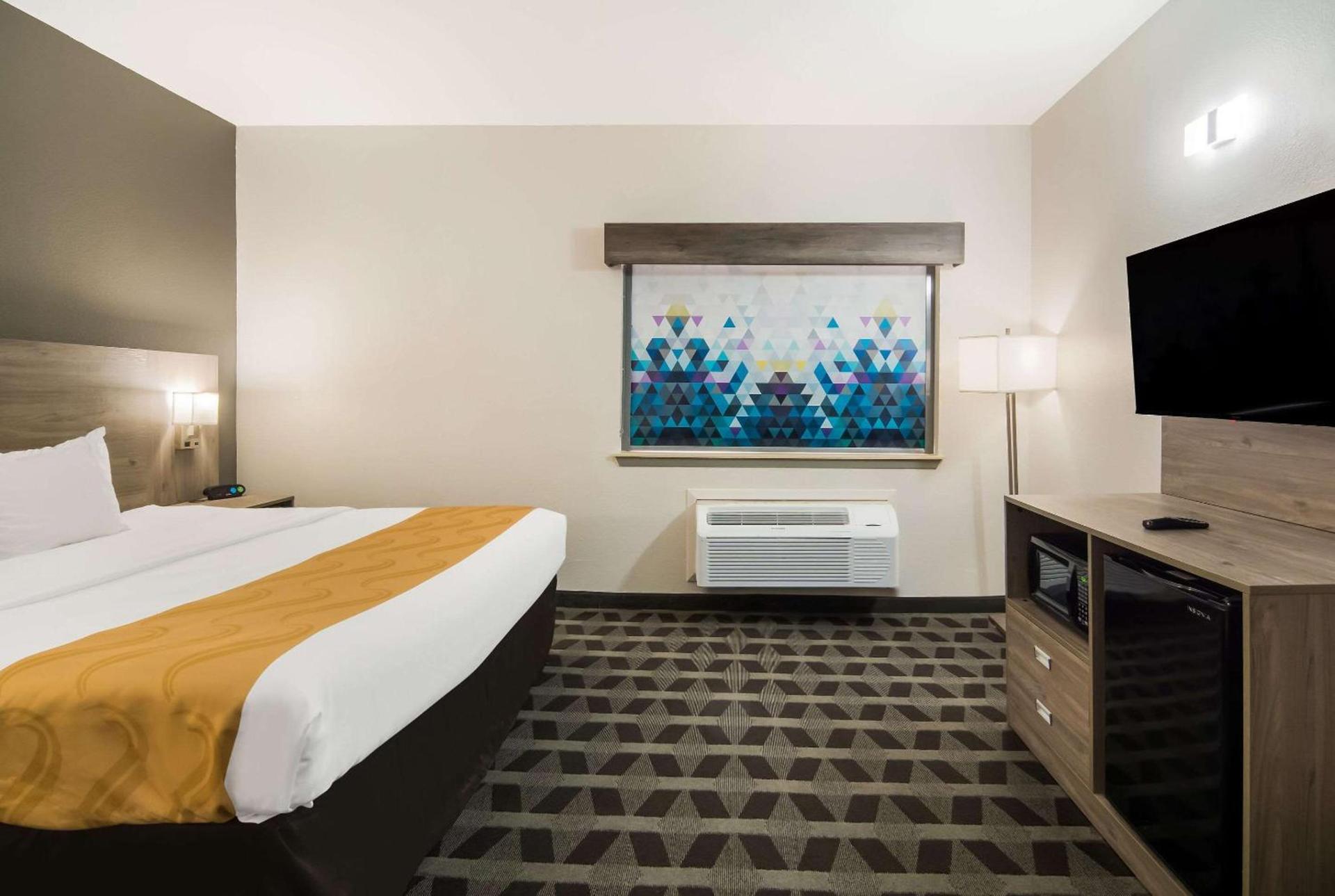 Quality Inn & Suites Waco North photo 6