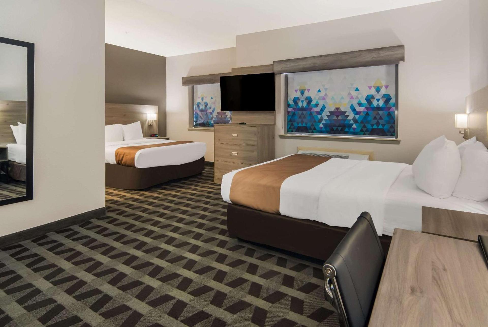 Quality Inn & Suites Waco North photo 15
