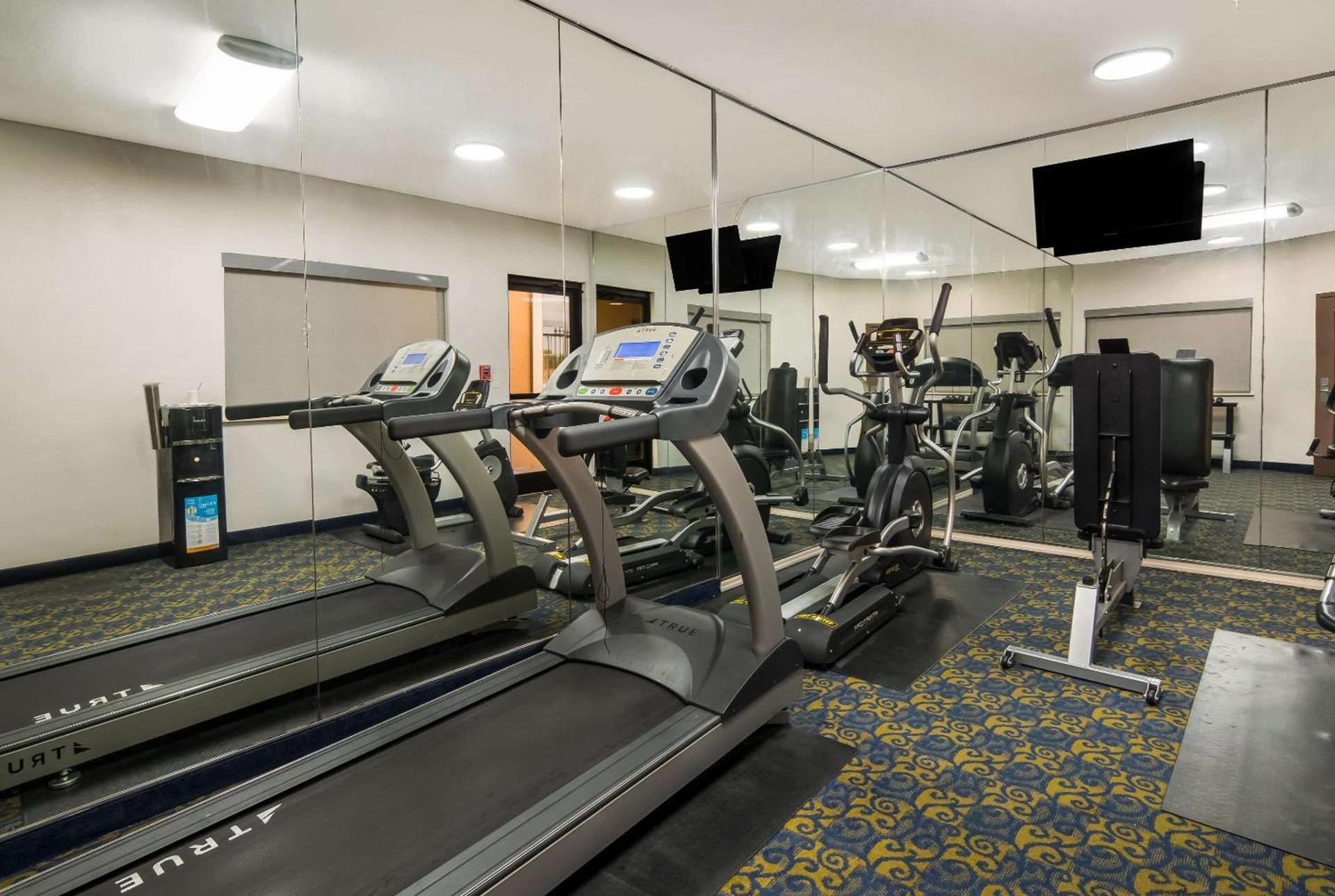 Quality Inn & Suites Waco North photo 35