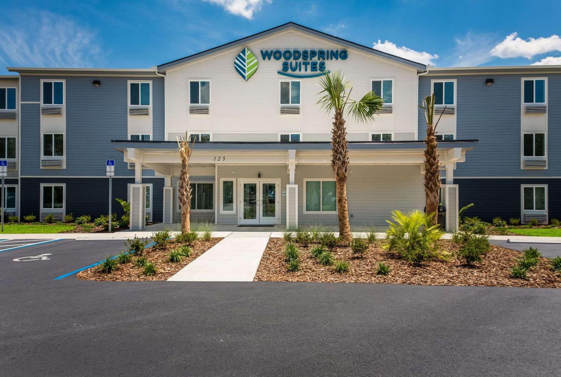 WoodSpring Suites Inverness photo 2