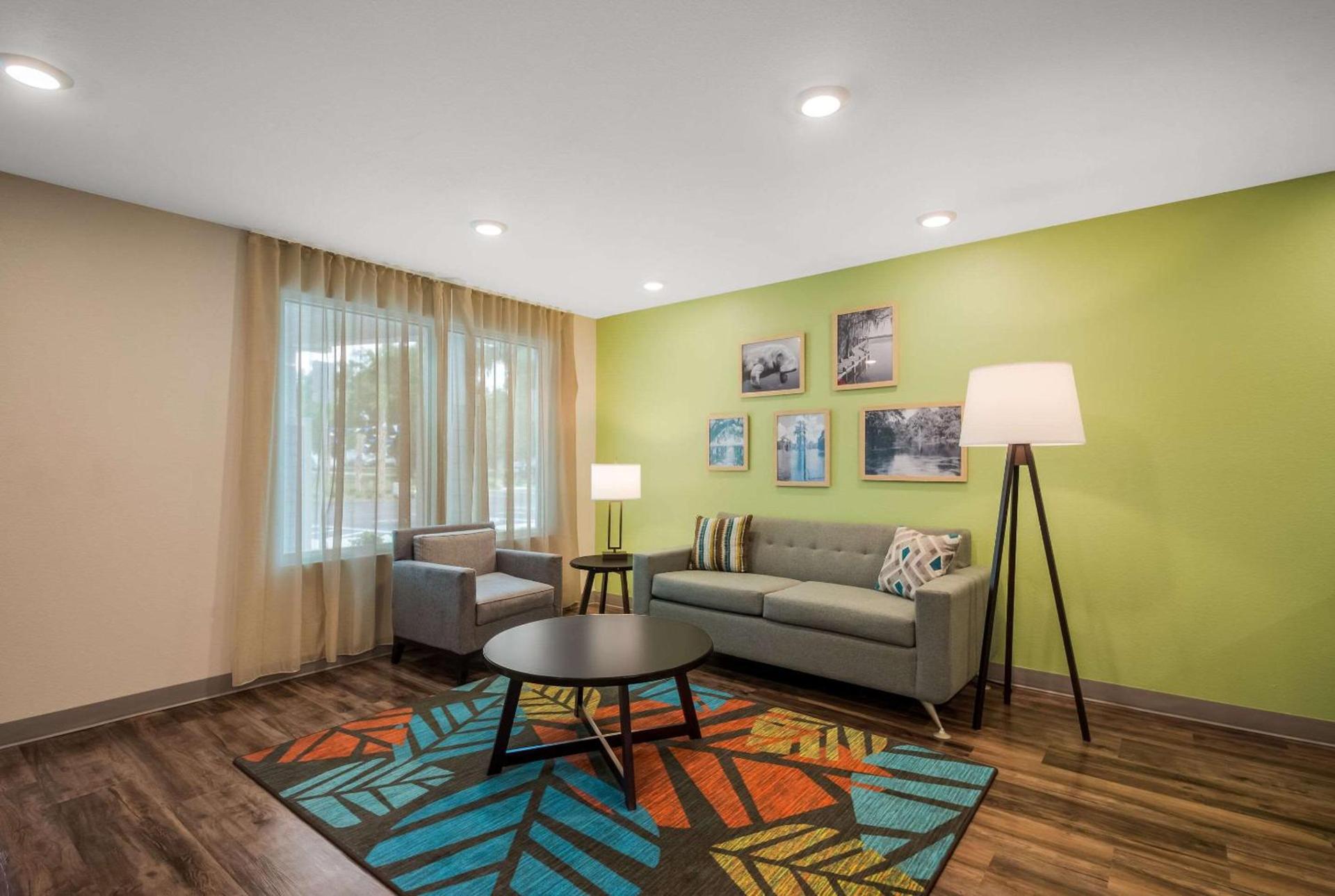 WoodSpring Suites Inverness photo 5