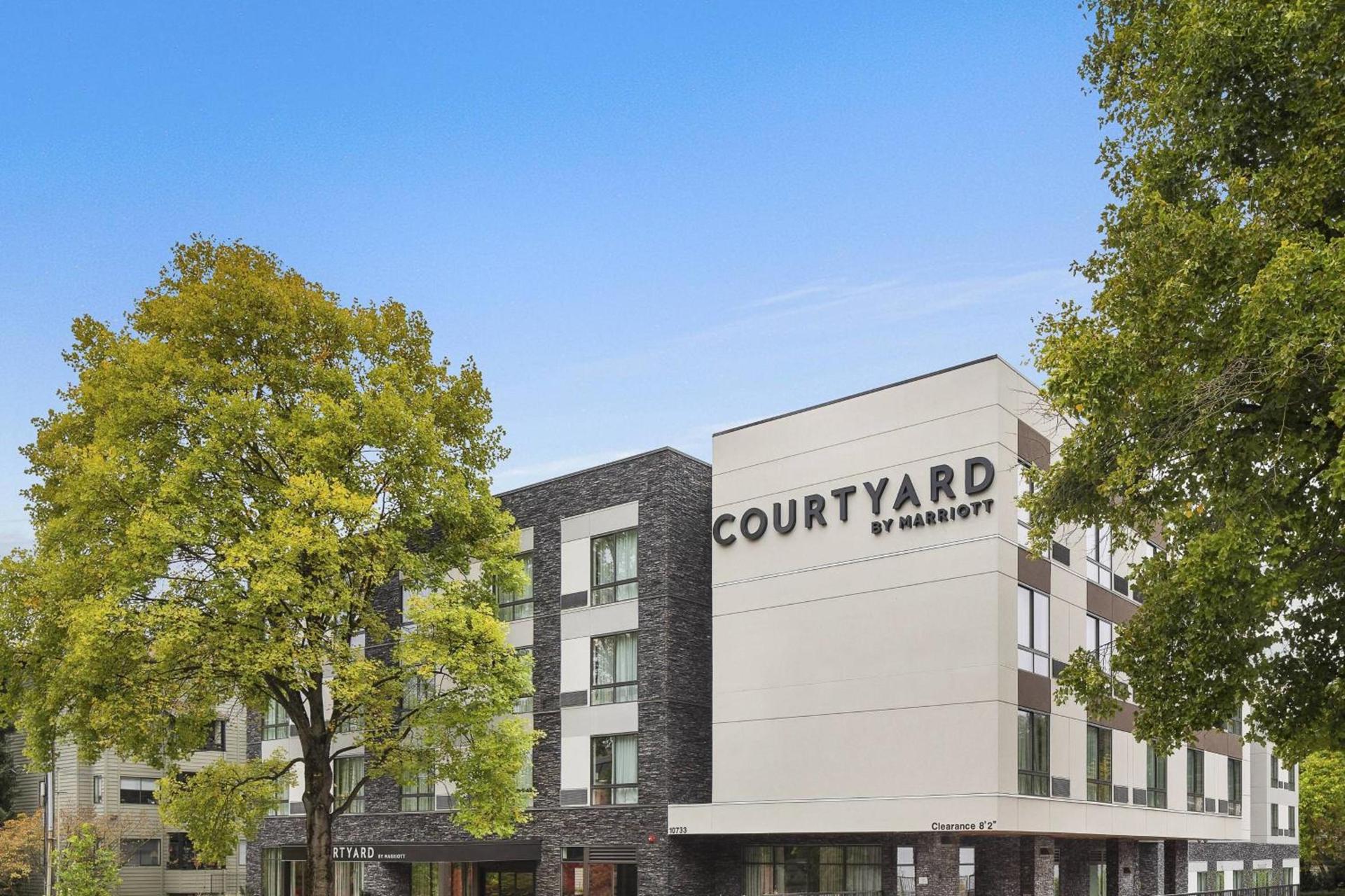Courtyard by Marriott Seattle Northgate photo 1