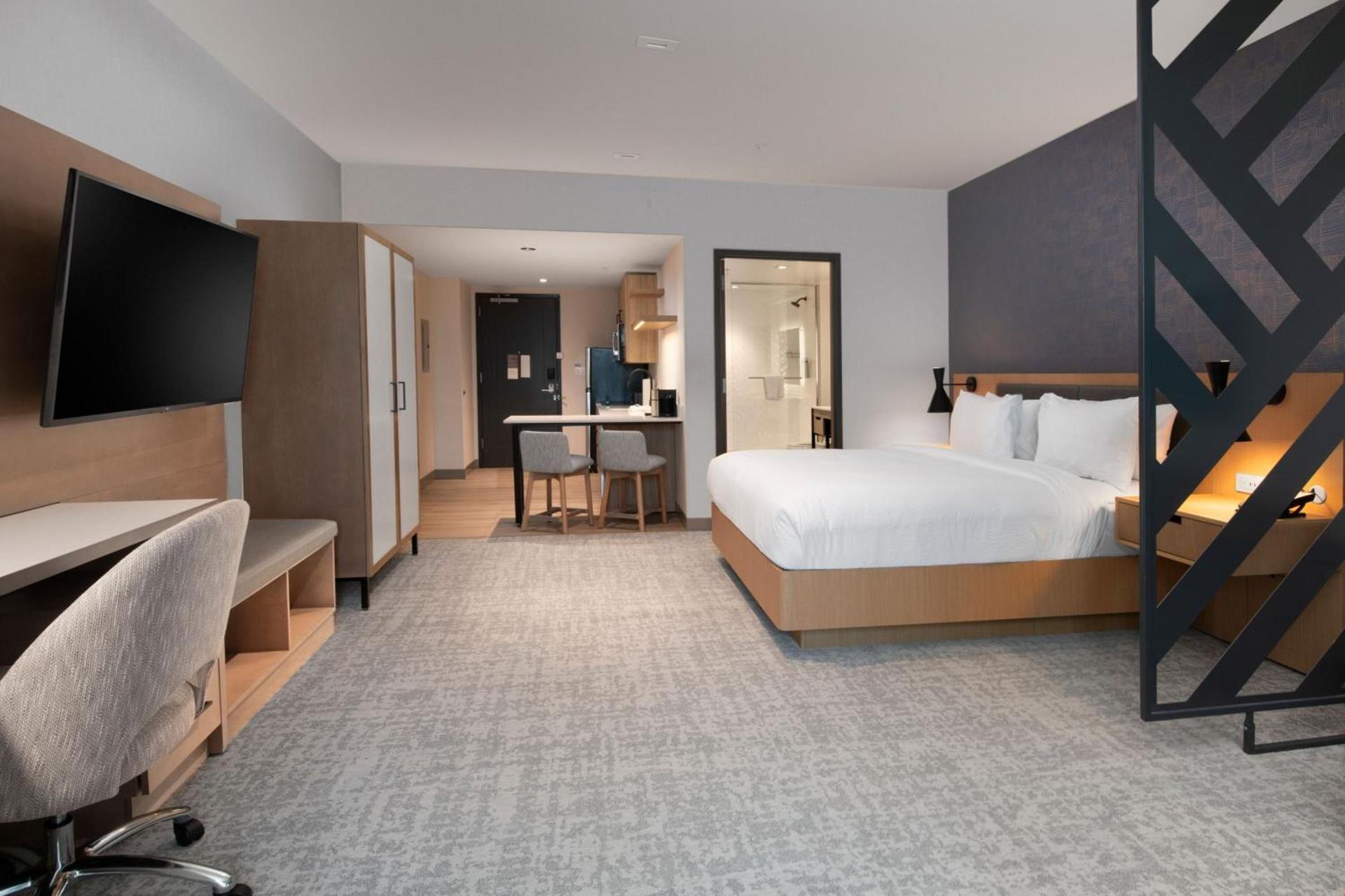 Residence Inn by Marriott St Louis Clayton photo 14