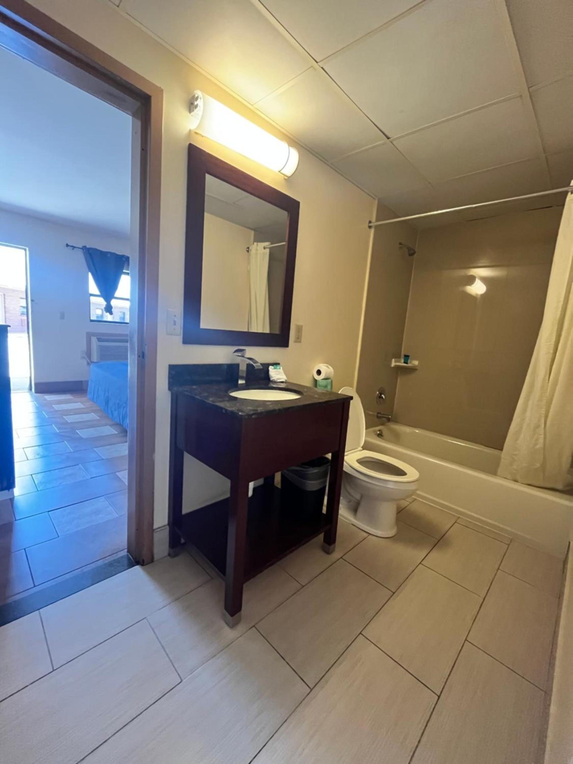 Circle Motor Lodge photo 64
