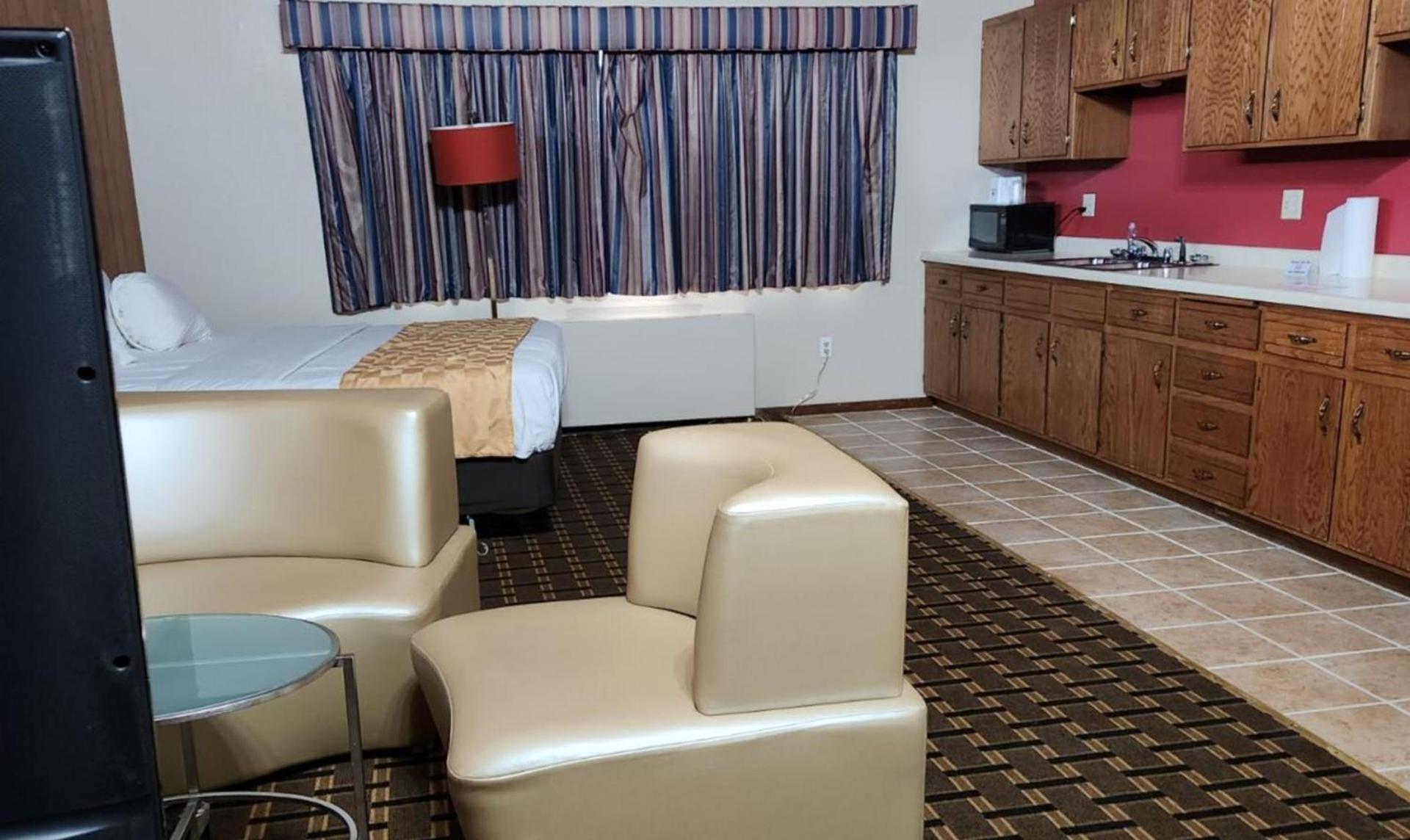 Americas Best Value Inn Hinckley photo 26