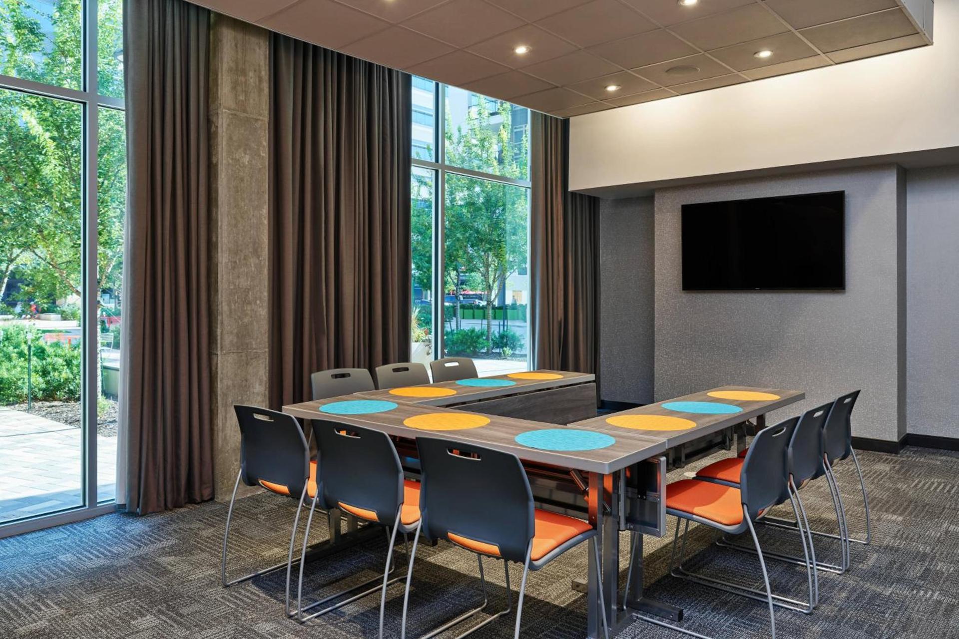 Aloft by Marriott Richardson photo 17