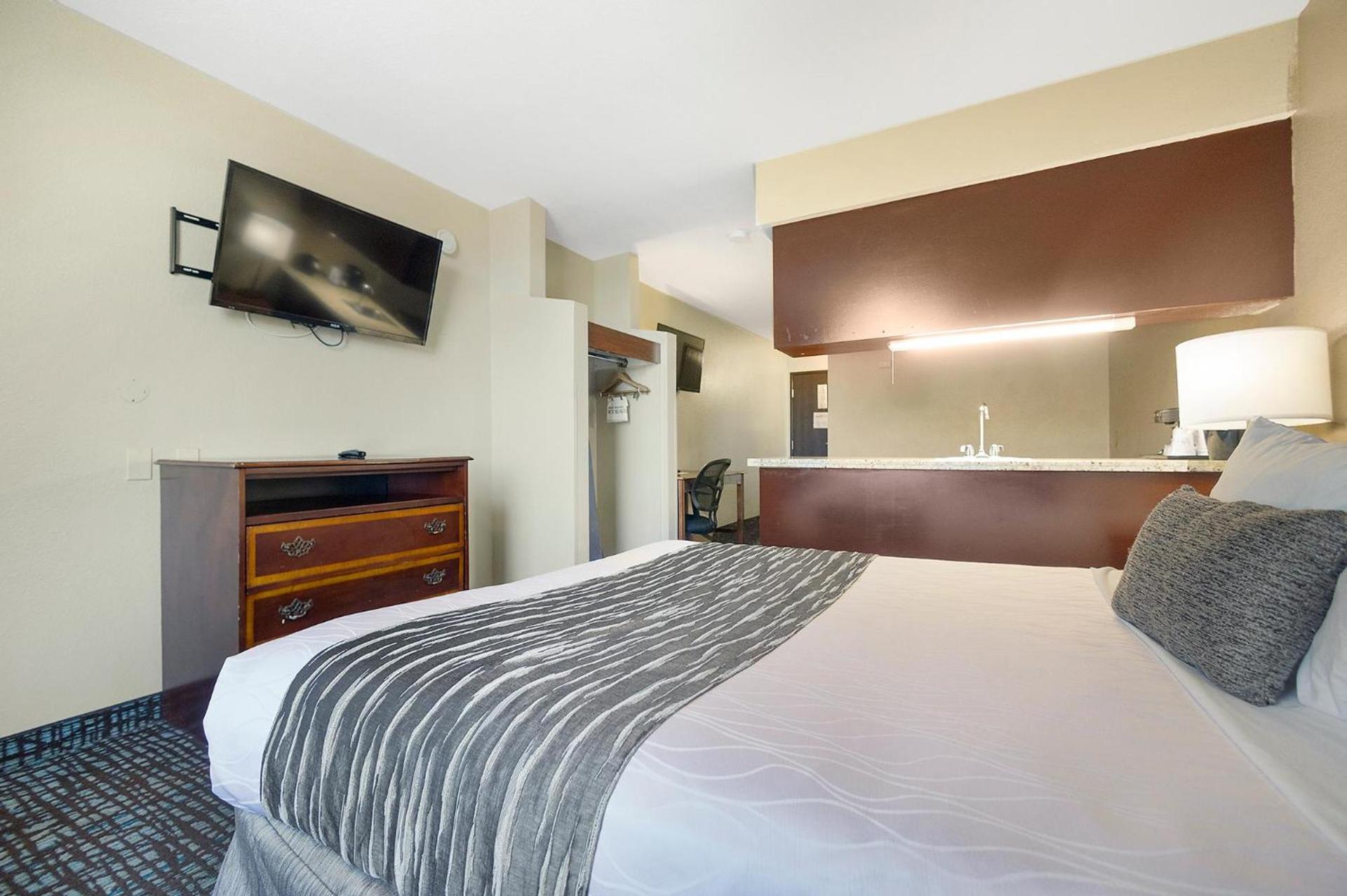 SureStay Plus Hotel by Best Western Rocklin photo 40