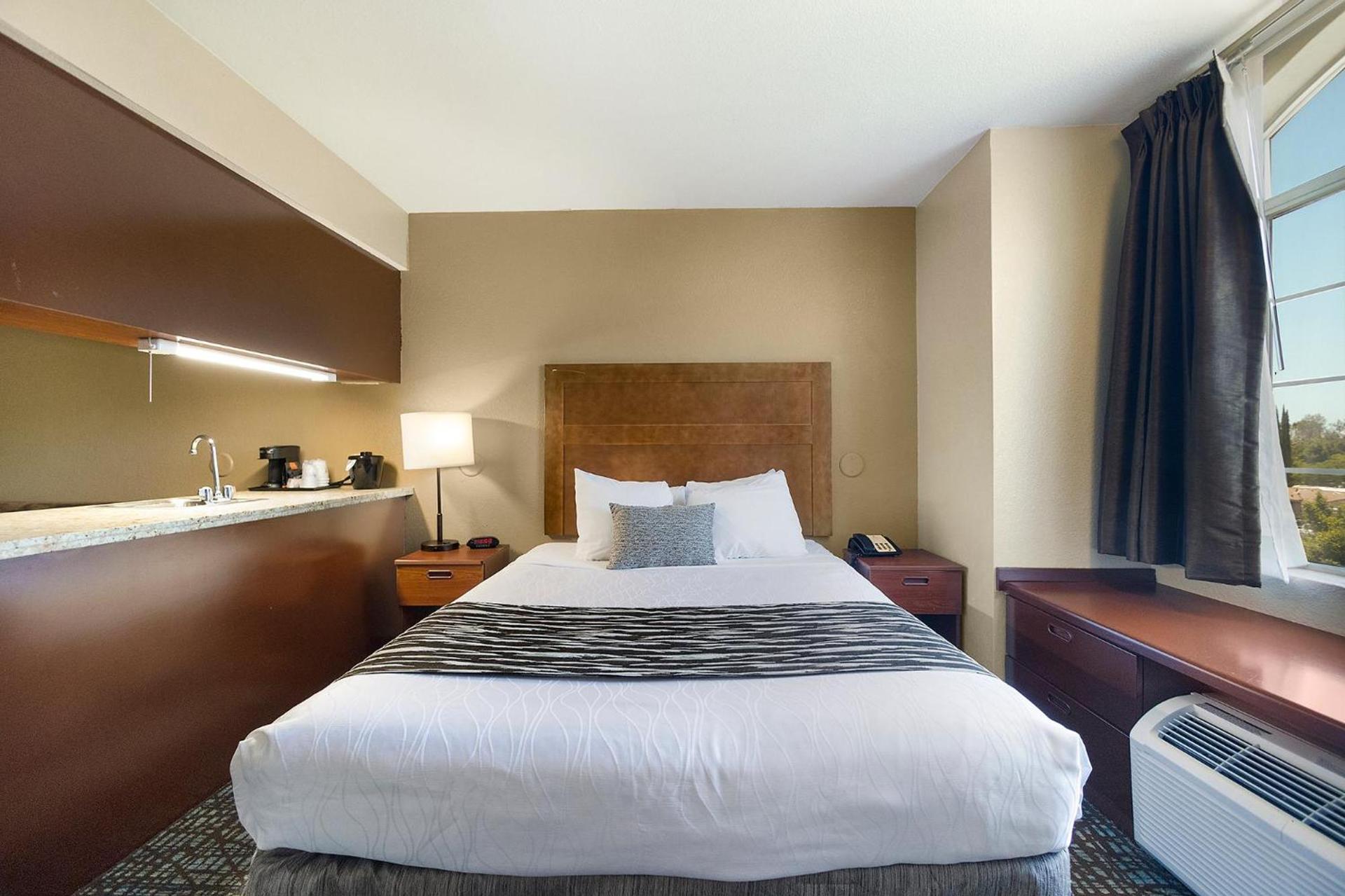 SureStay Plus Hotel by Best Western Rocklin photo 41