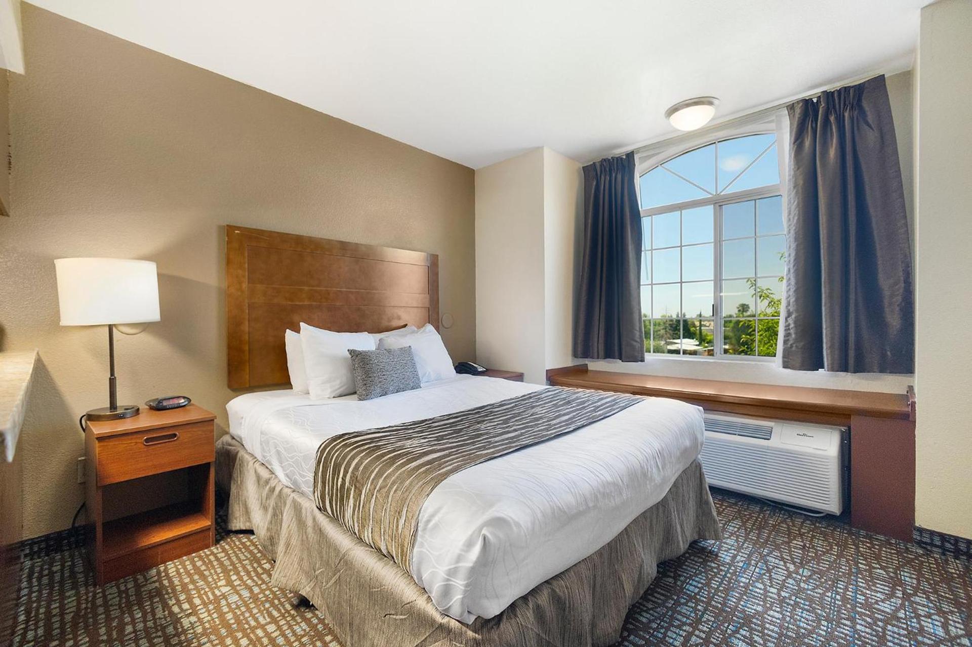 SureStay Plus Hotel by Best Western Rocklin photo 37