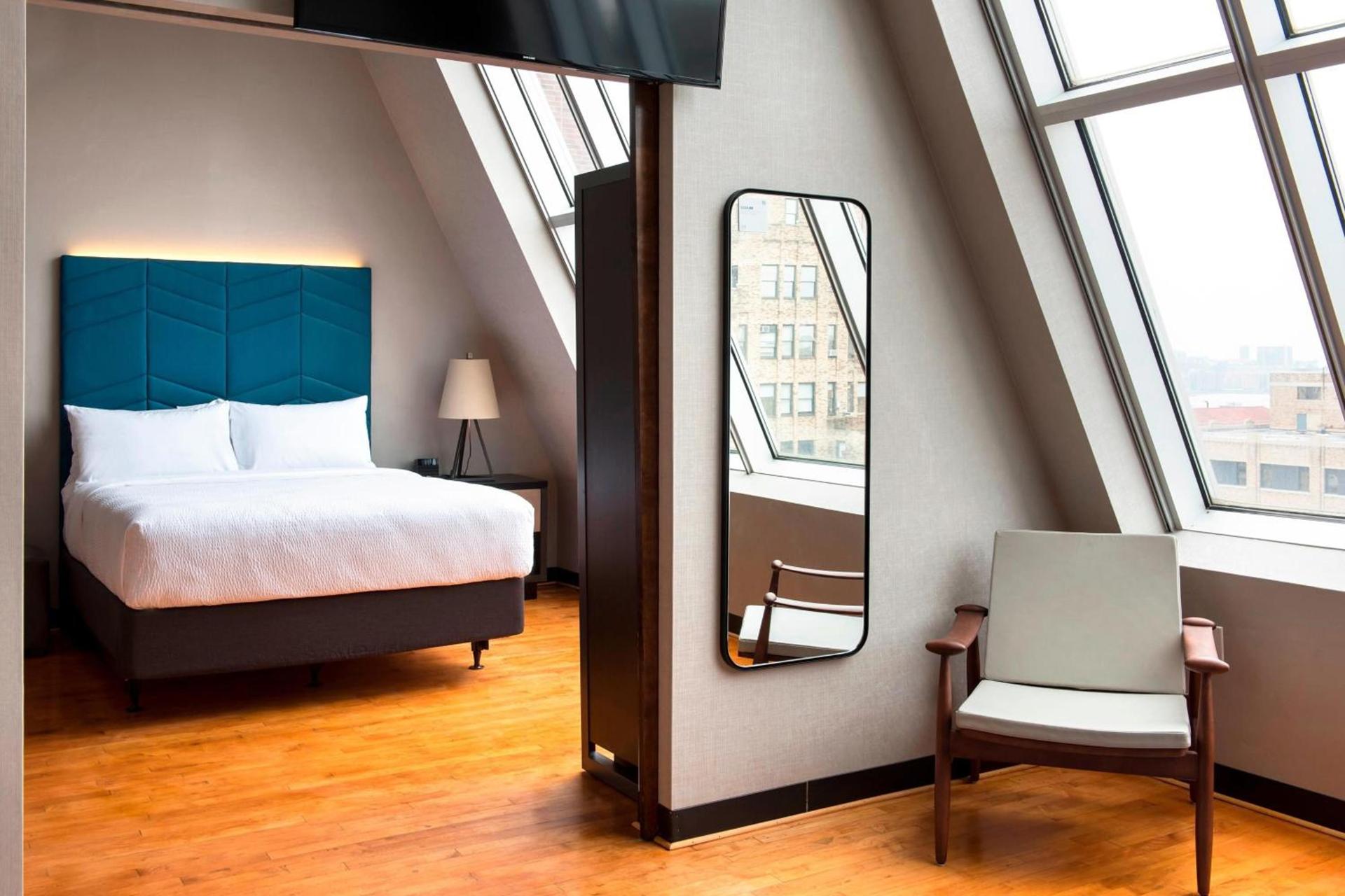 Four Points by Sheraton Manhattan SoHo Village photo 9