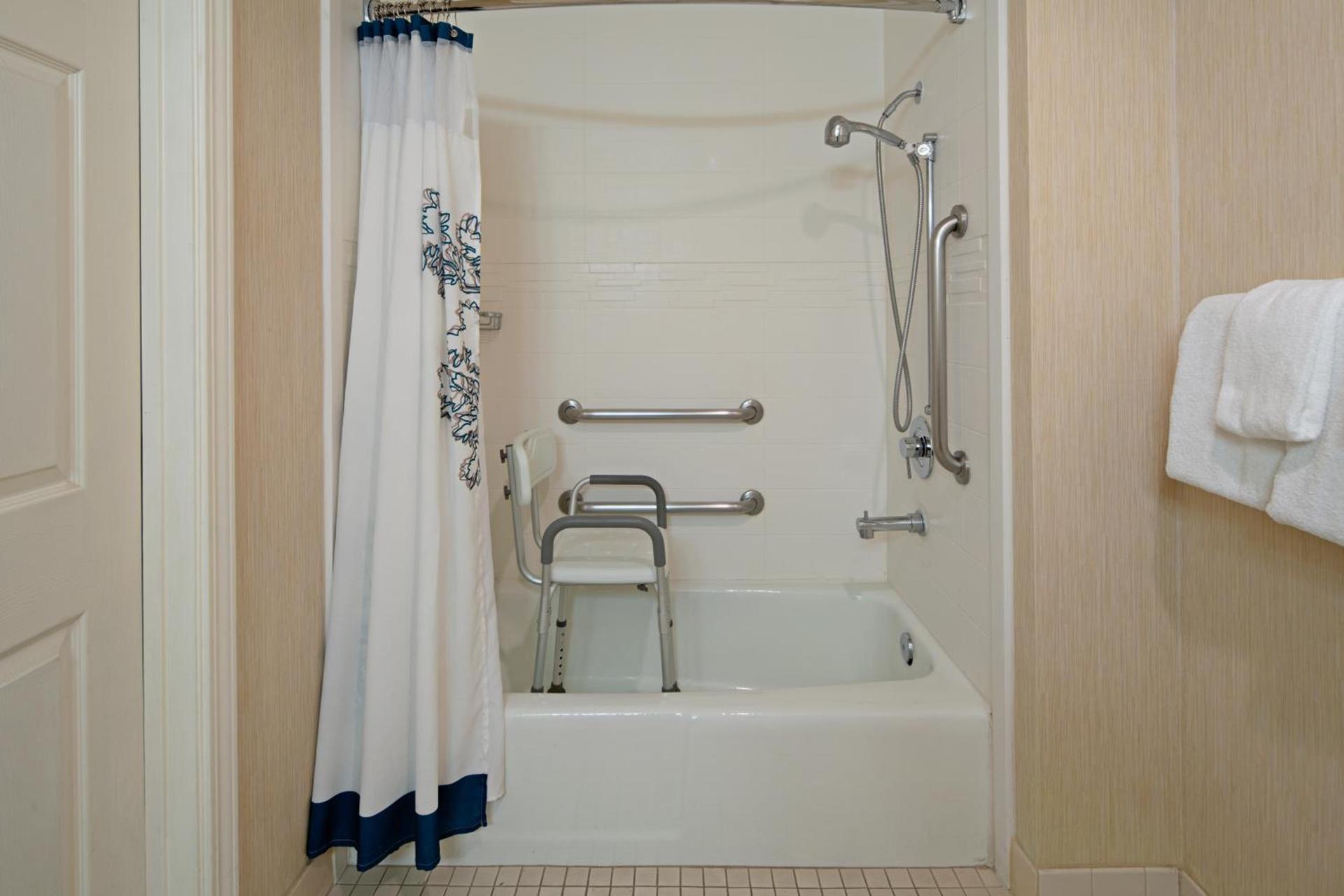 Staybridge Suites Oxnard - River Ridge by IHG photo 27