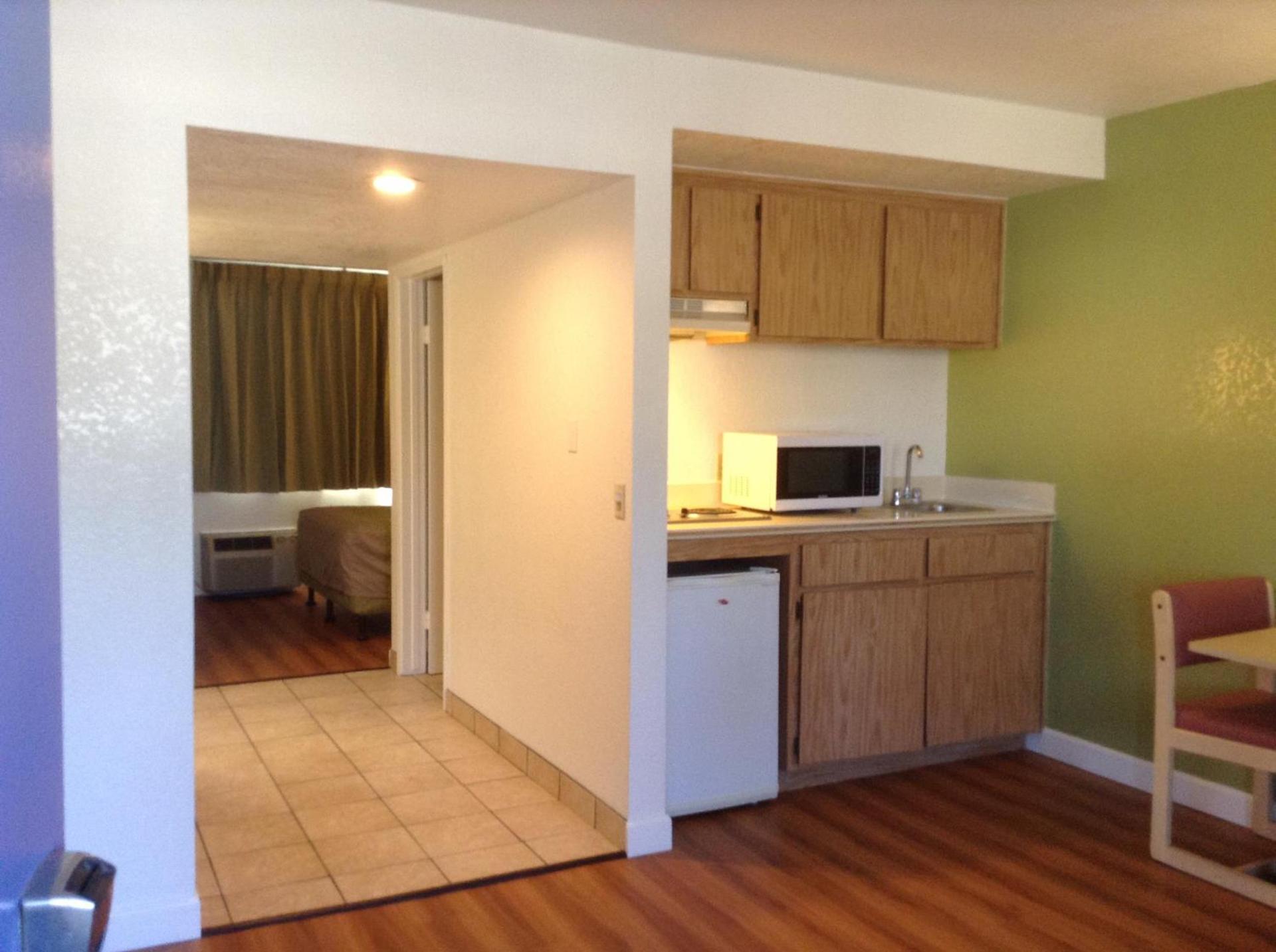 Motel 6 Hemet photo 34