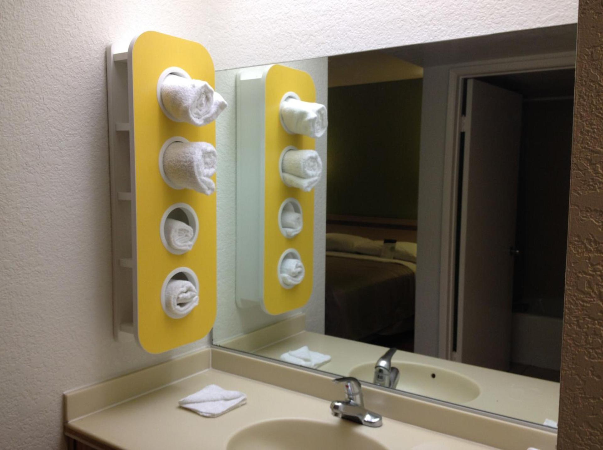 Motel 6 Hemet photo 35
