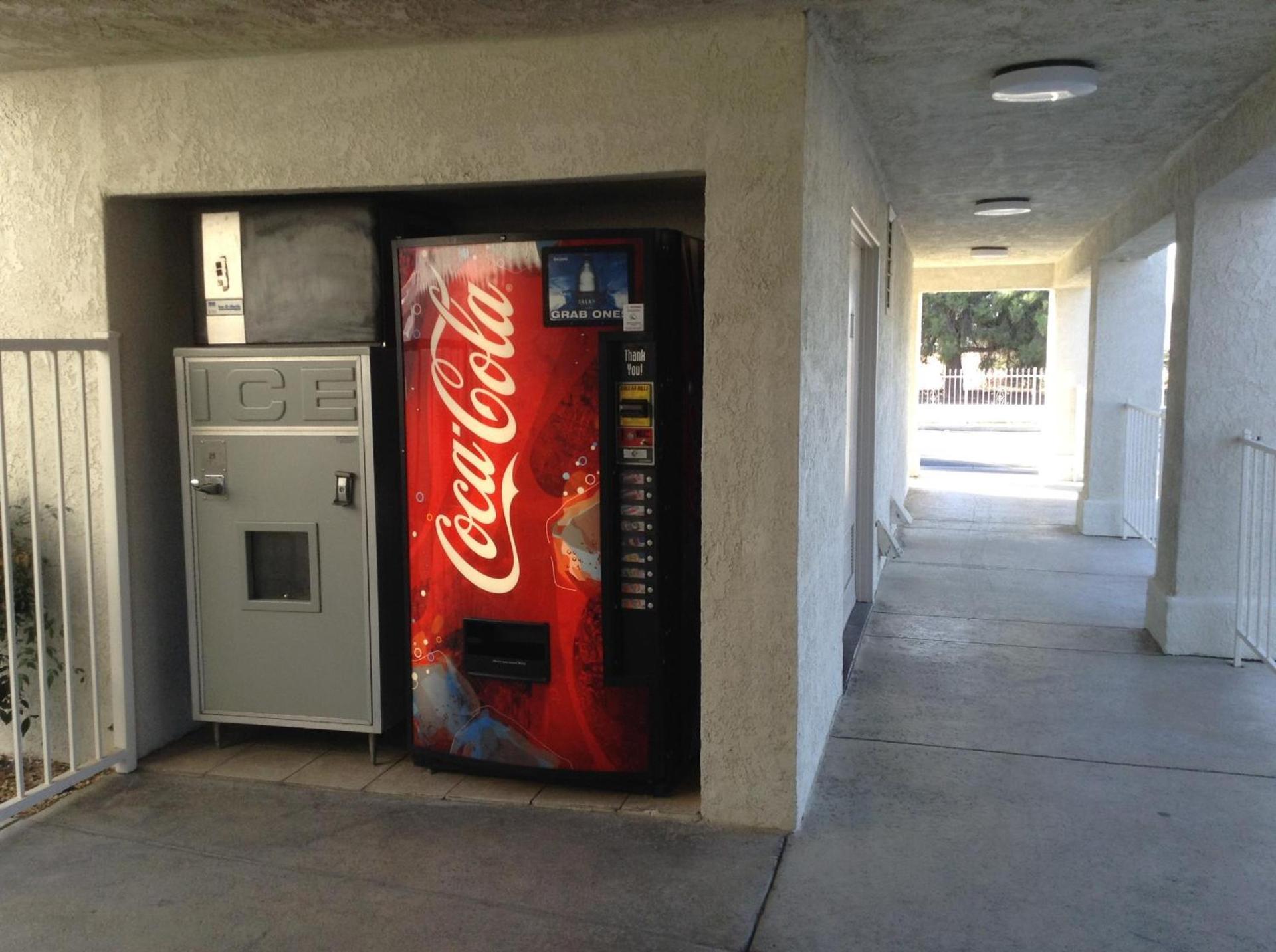Motel 6 Hemet photo 38