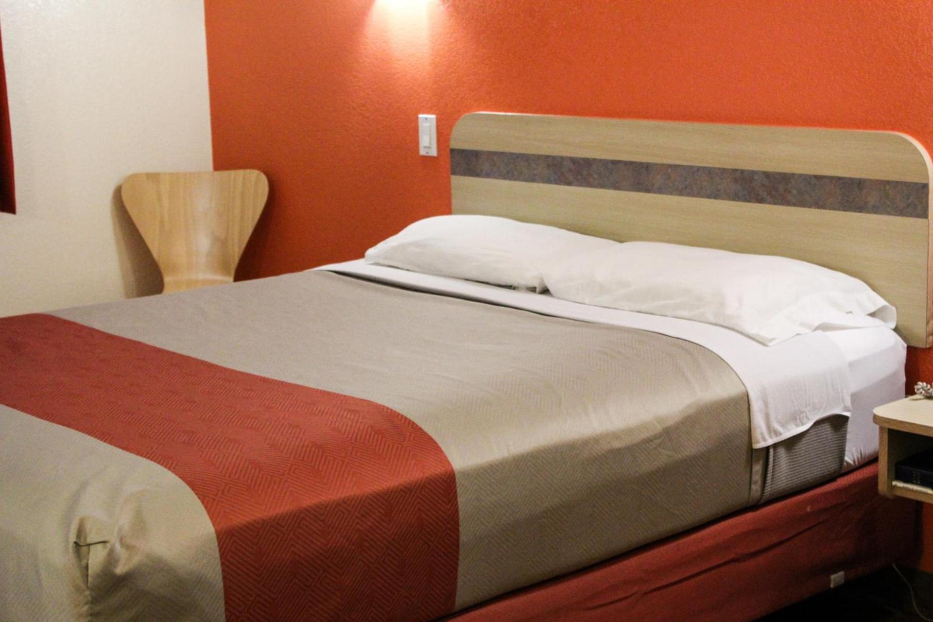 Motel 6-Fort Lupton, CO photo 54