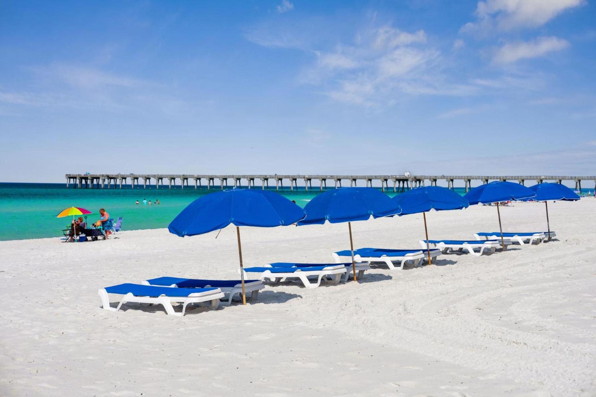 Holiday Terrace Beachfront Hotel, a By The Sea Resort photo 32