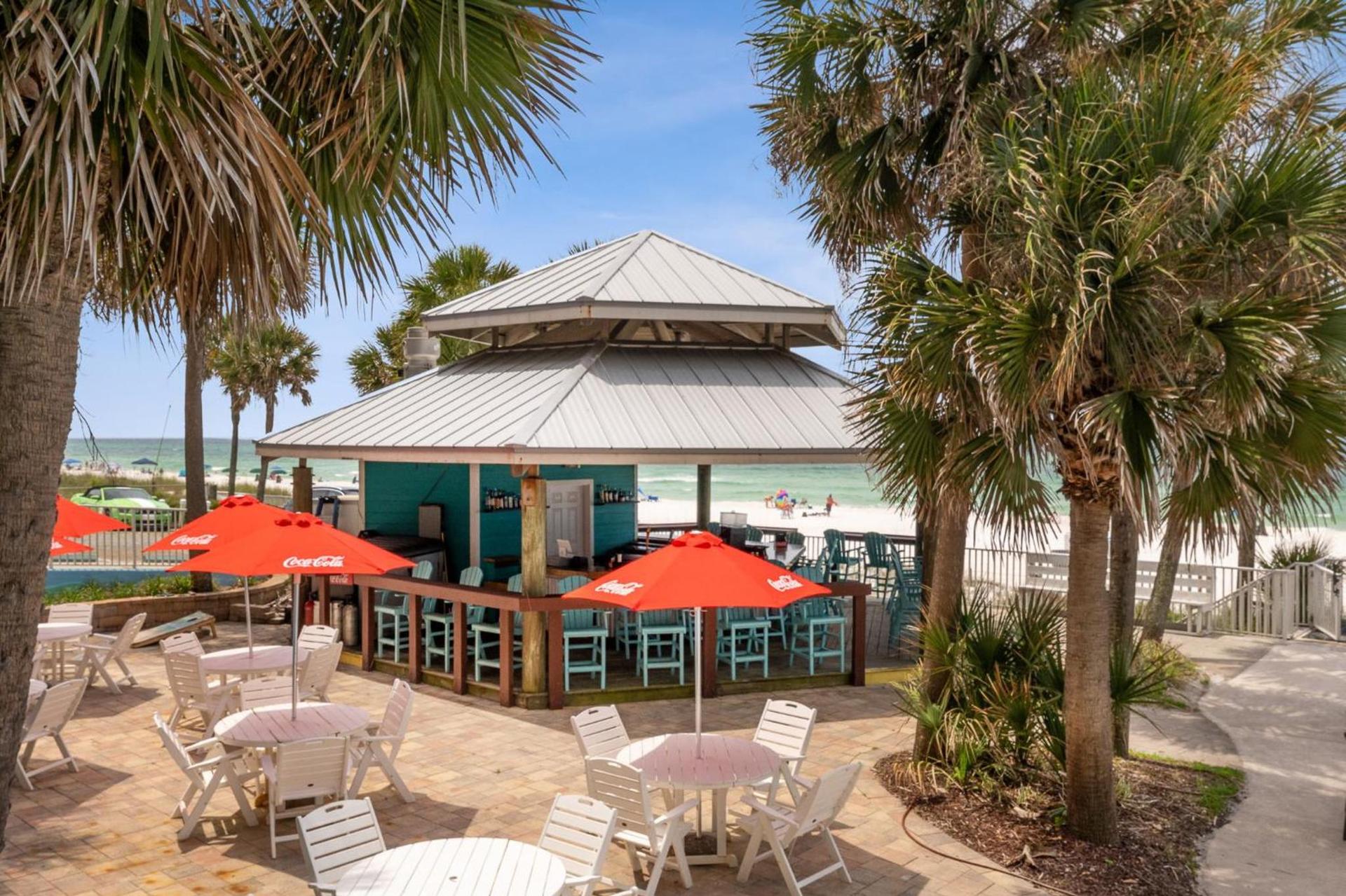 Beachcomber Beachfront Hotel, a By The Sea Resort photo 3