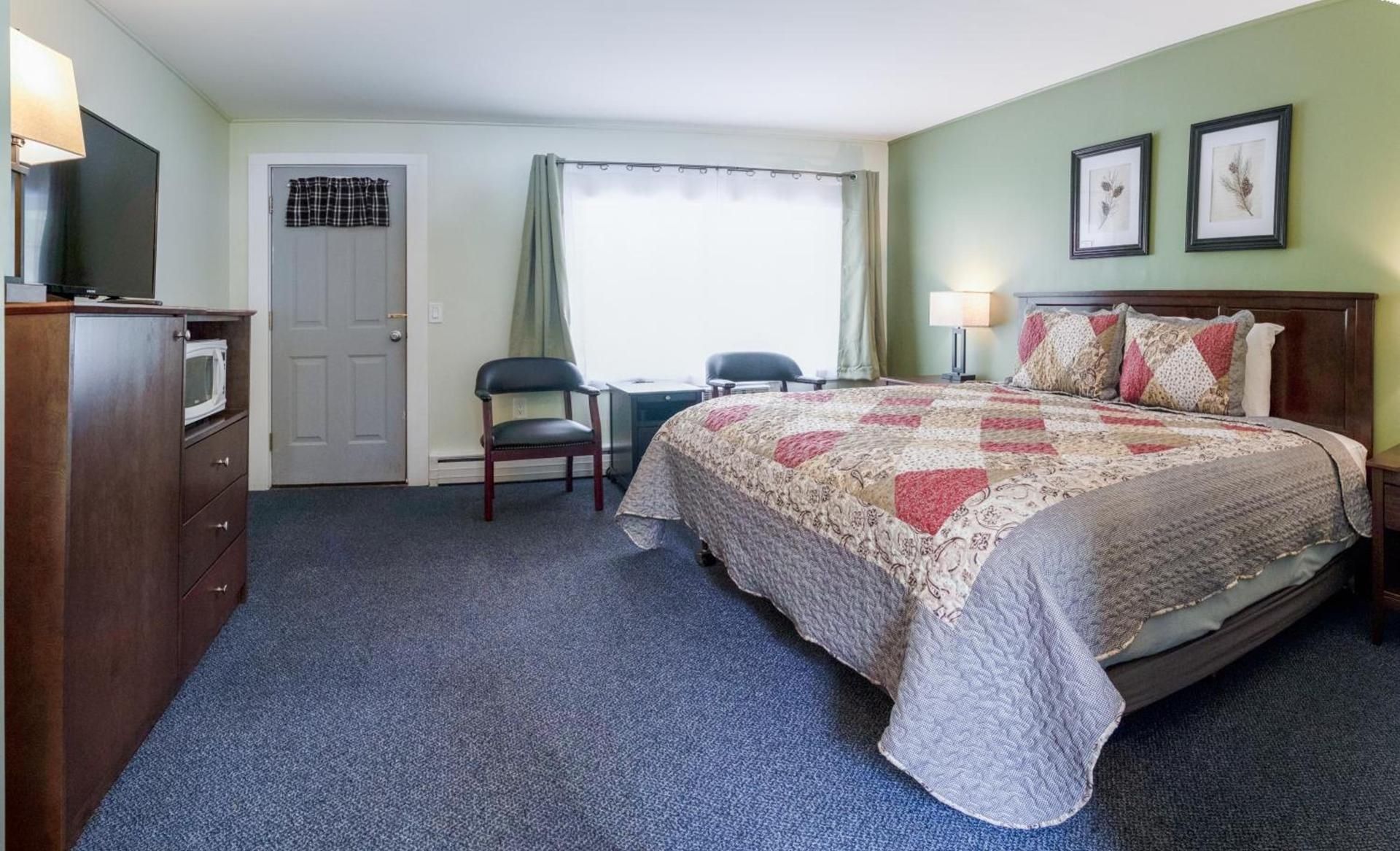 Acadia Pines Motel photo 20