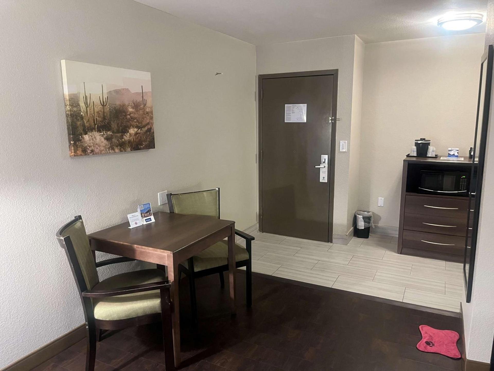 Best Western North Phoenix Hotel photo 29