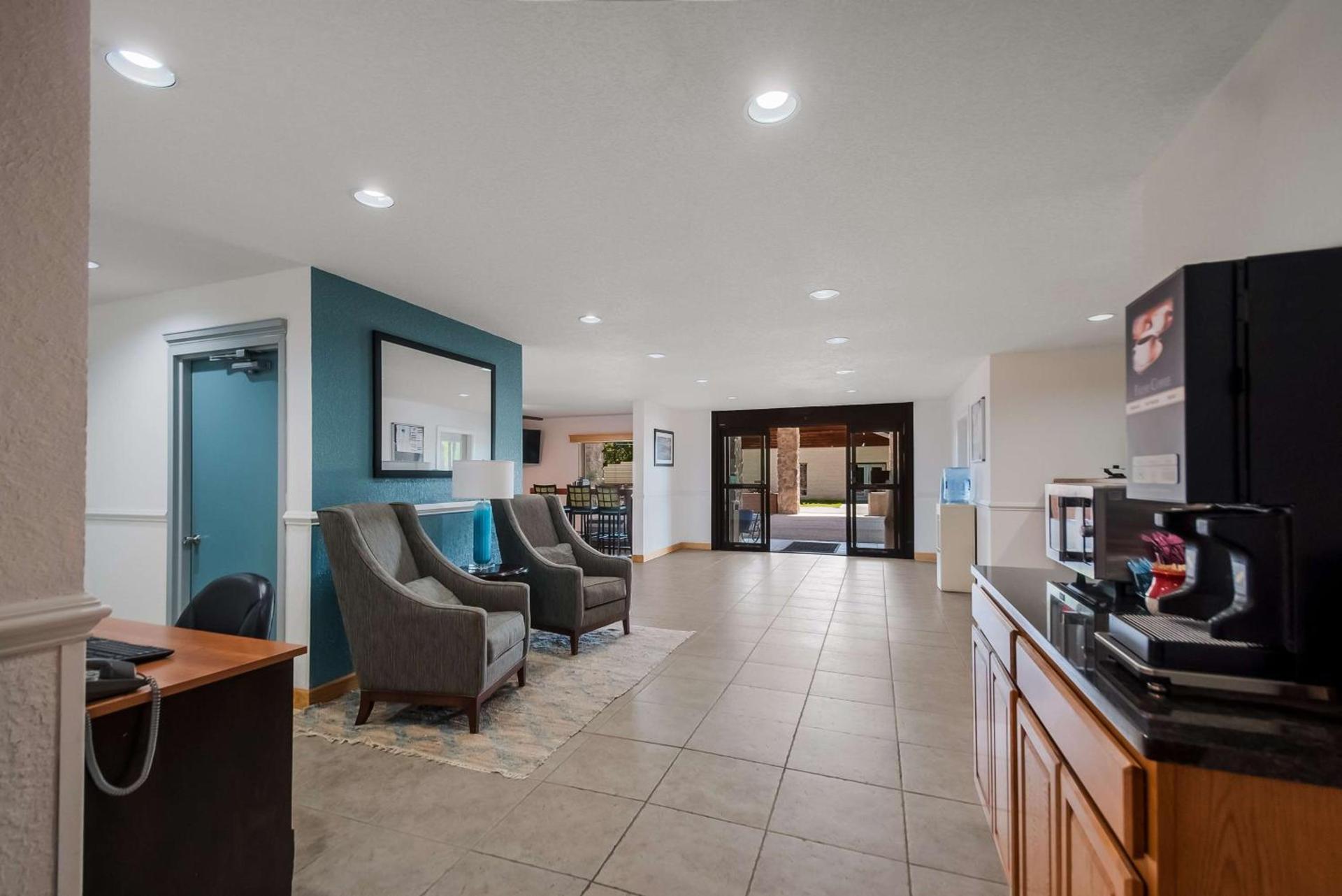 SureStay Plus Hotel by Best Western Berkeley Springs photo 6