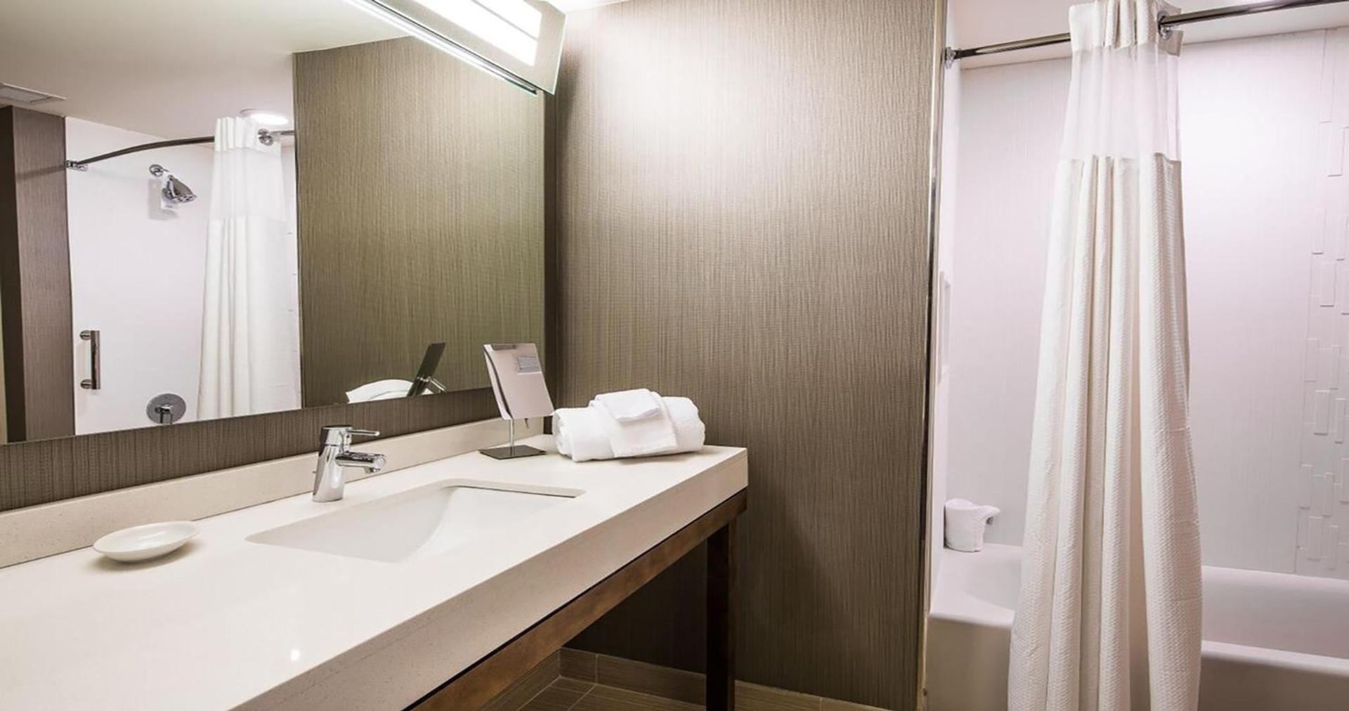Courtyard by Marriott Columbia Cayce photo 38
