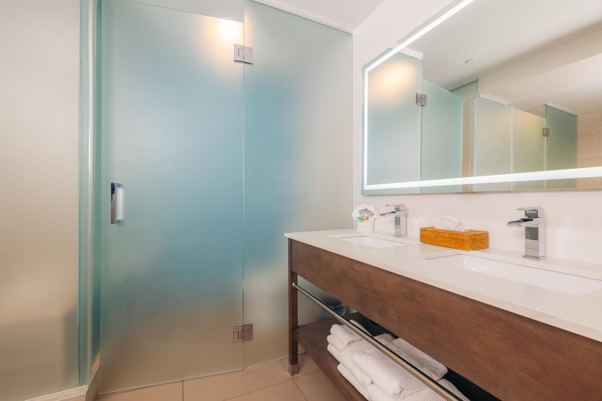 The Cove Hotel photo 42