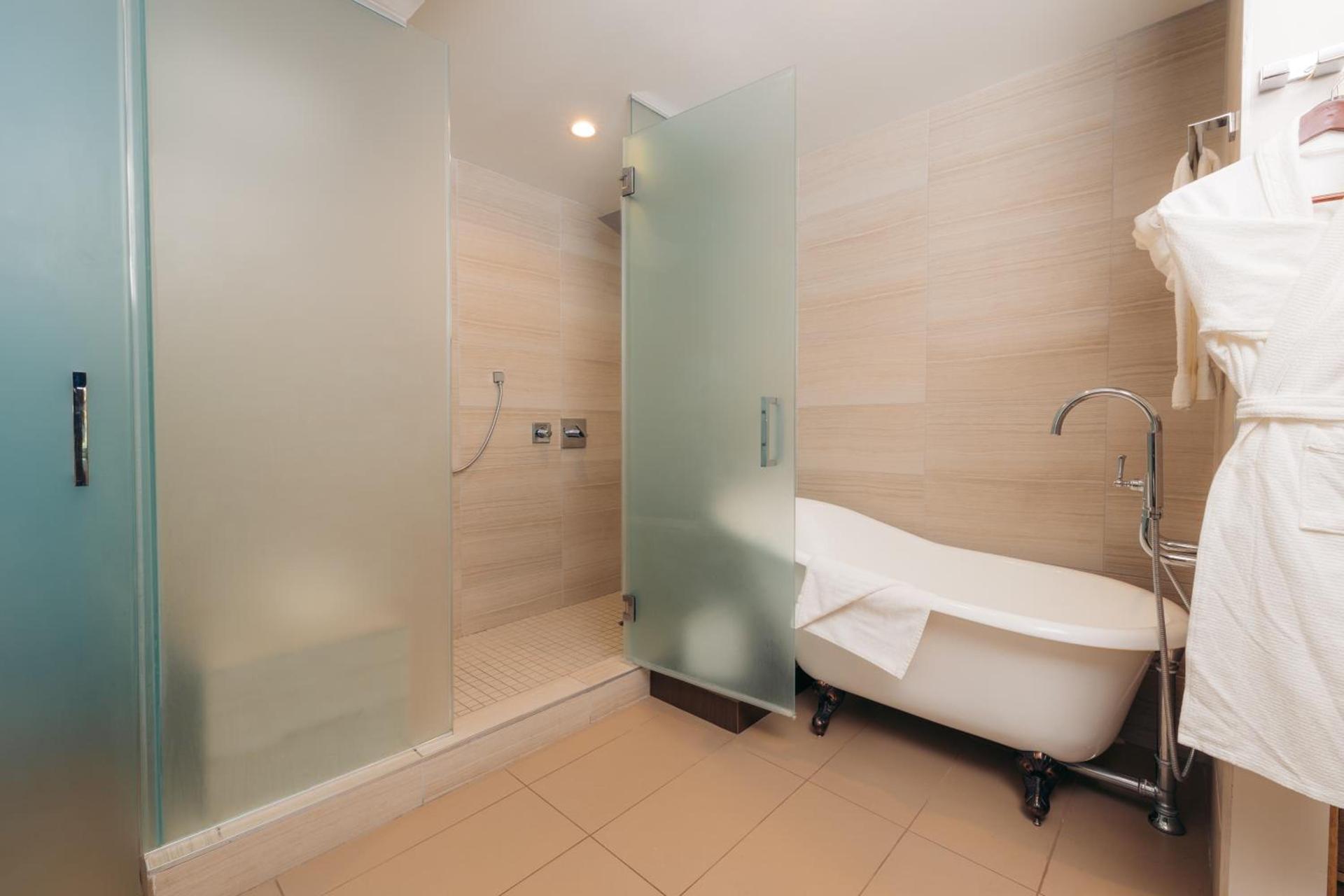 The Cove Hotel photo 43